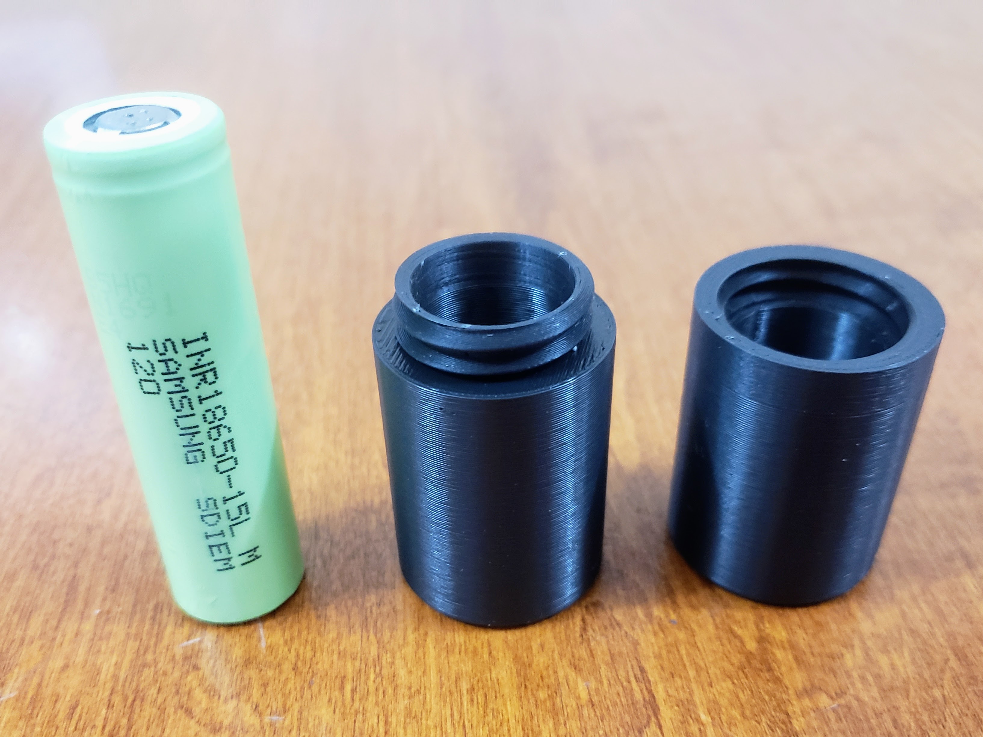 Protective storage case for 18650 battery - photo 3