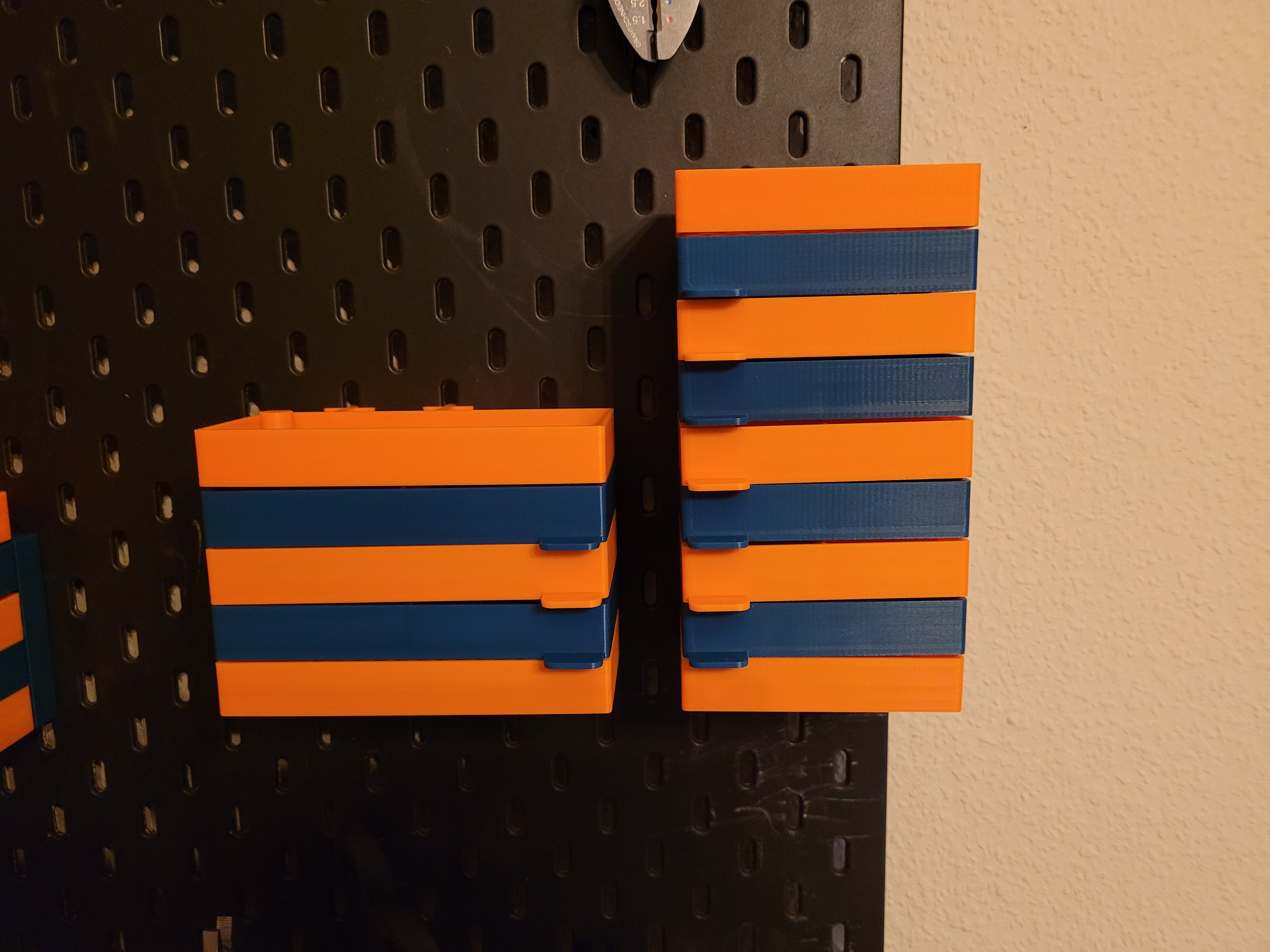 Turnable (Pivot) Tray Tower IKEA Skadis made with OpenSCAD - photo 2