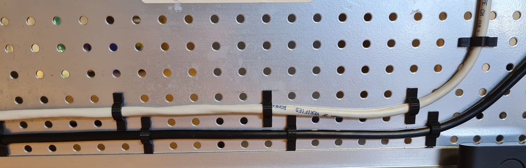 Pegboard Cable Clip Cable Holder (15mm pitch, 4mm dia.) - photo 2