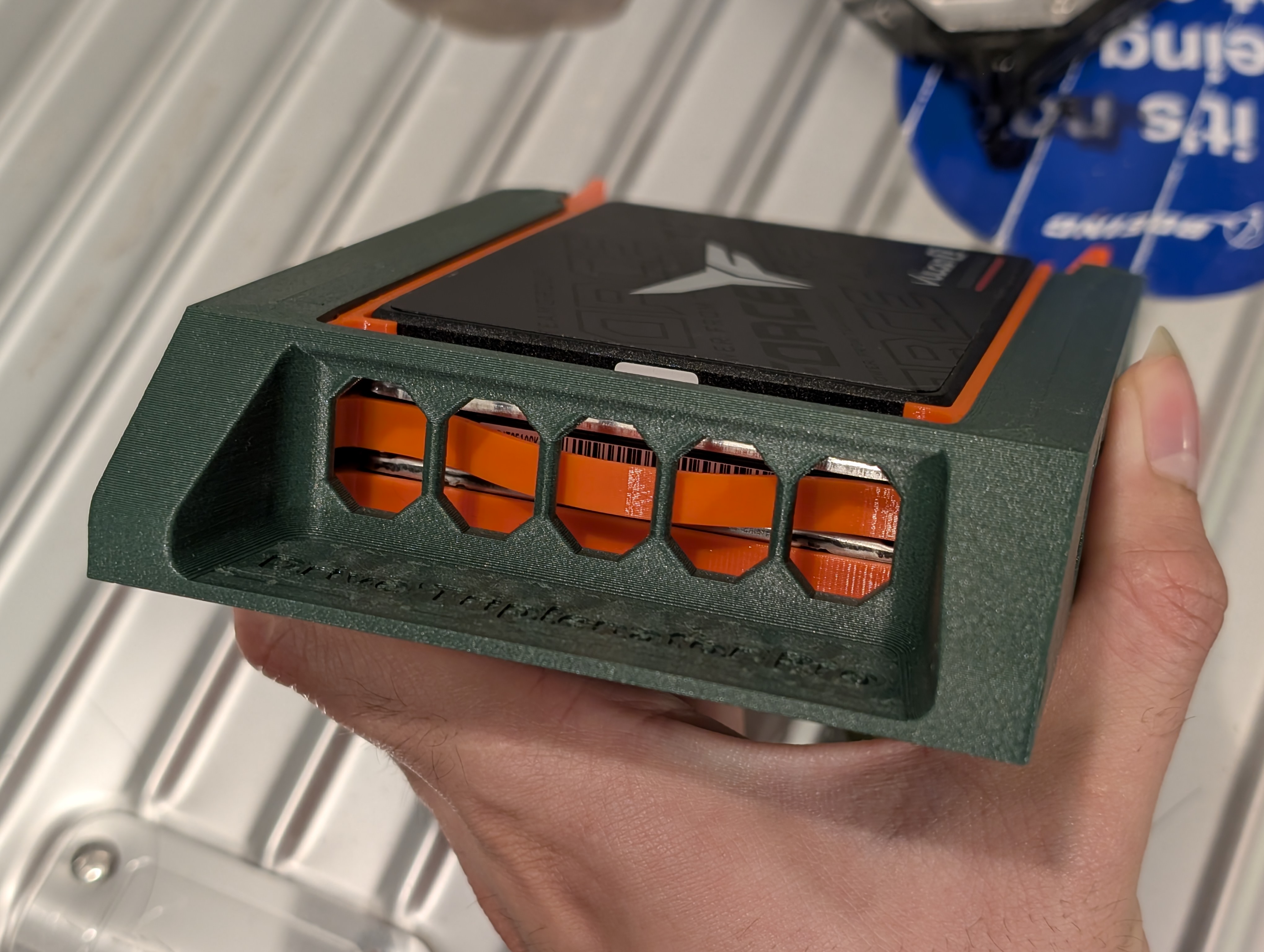 2.5" SSD to 3.5" HDD Triple Drive Caddy Adapter, Tooless - photo 4