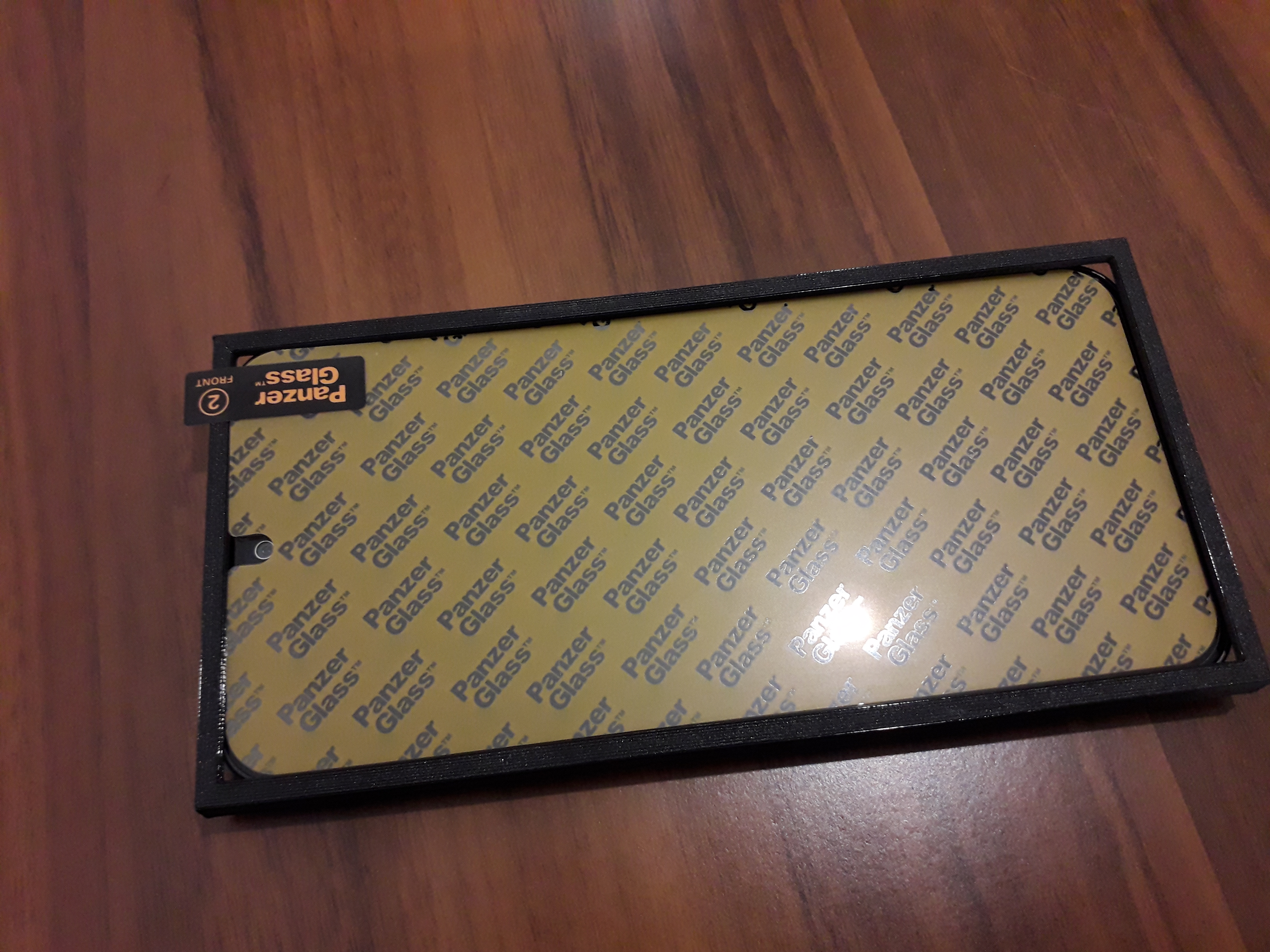 Samsung galaxy A54 and S23 FE - safety glass installation tool - Panzerglass - photo 3