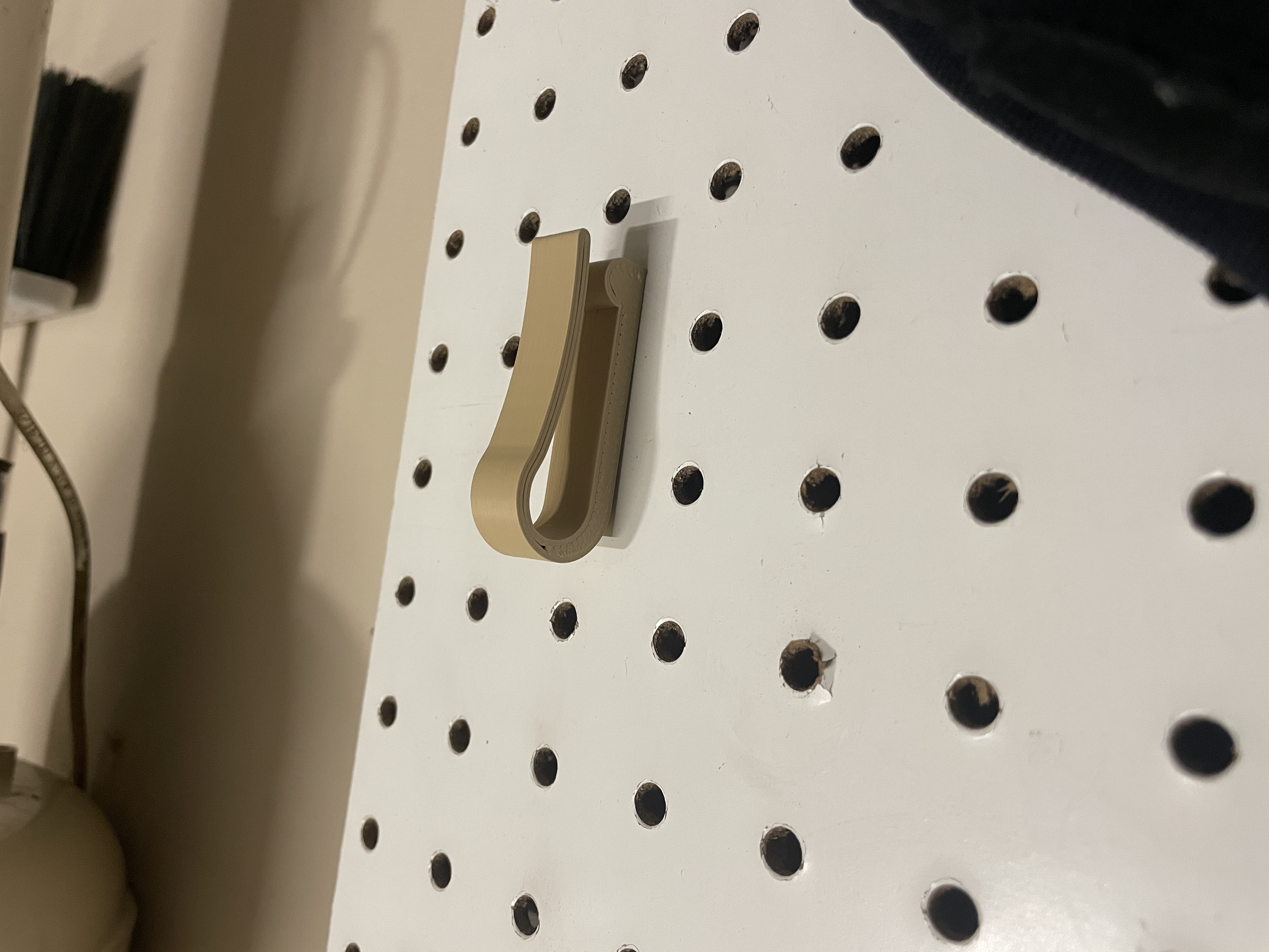 Secure Pegboard Glove Clip - photo 3
