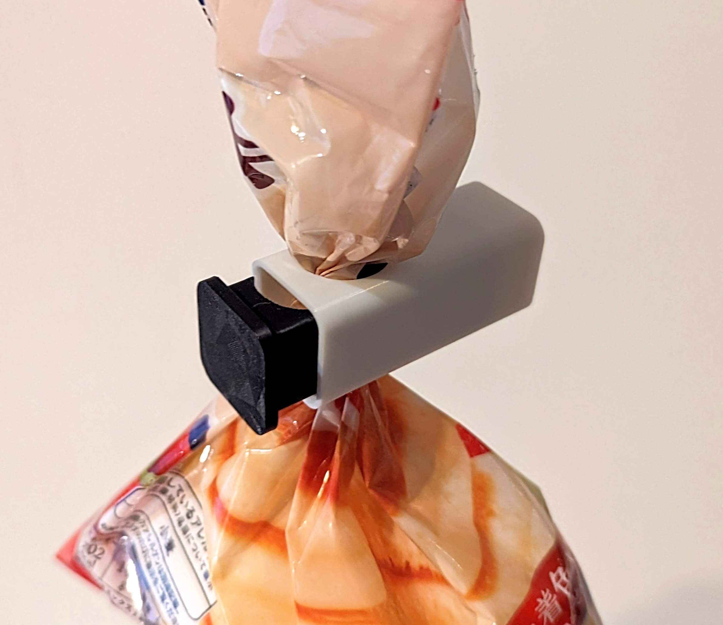 Spring loaded bag clip with fully printed mechanism (the spring too, even in PLA!) - photo 2