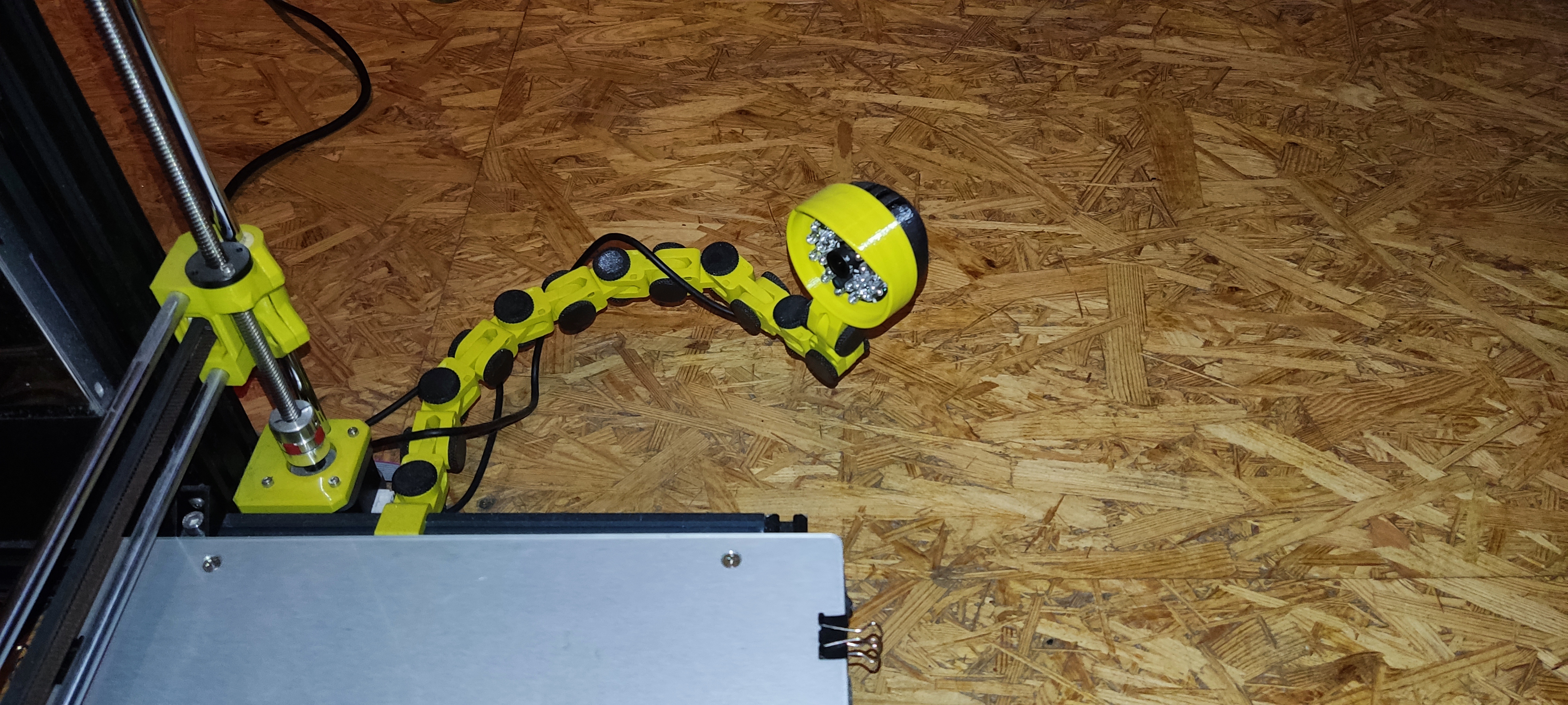Clamp for 2040 extrusion - photo 3