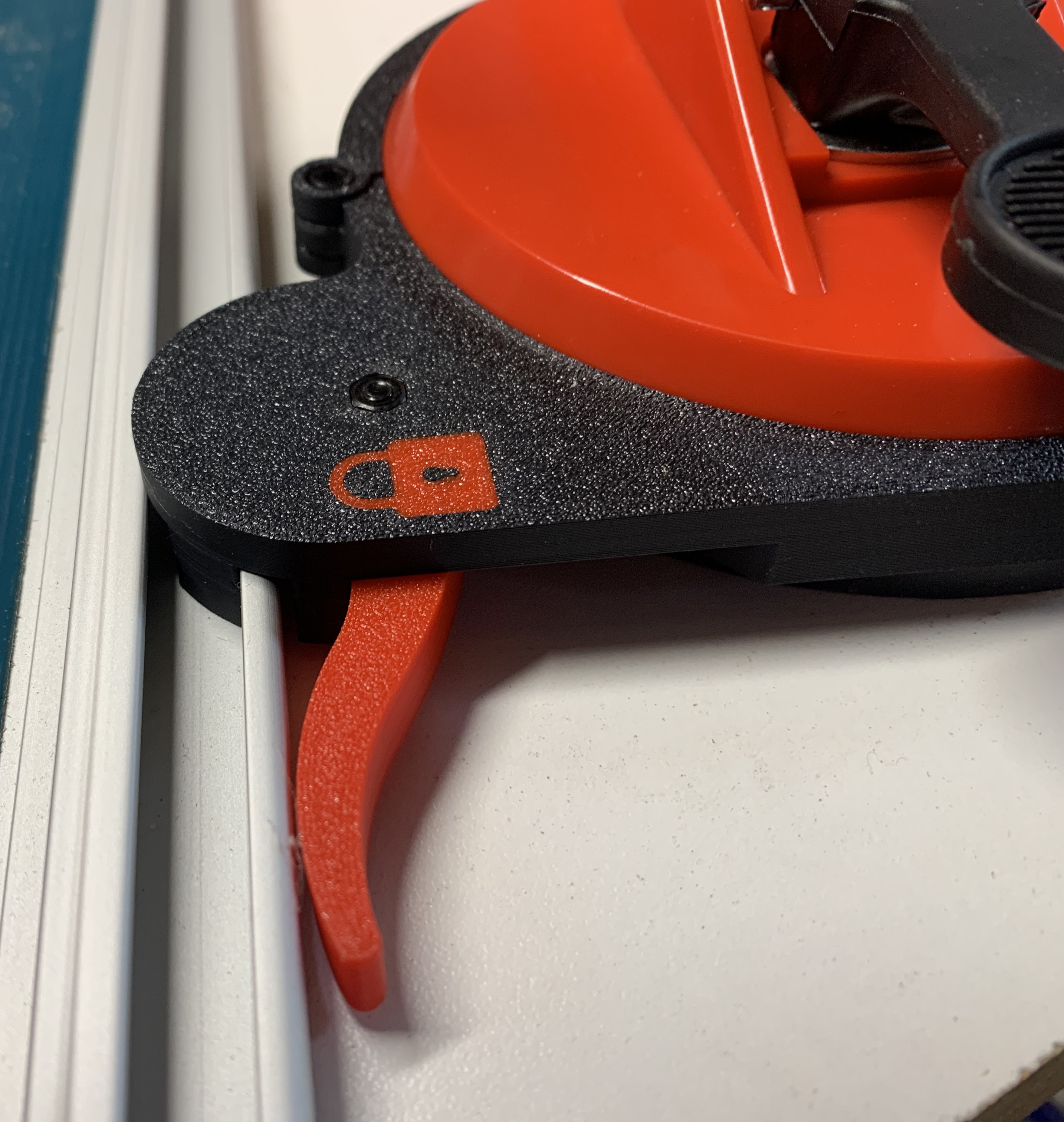 Makita/Festool Track Saw Suction Clamp - photo 3