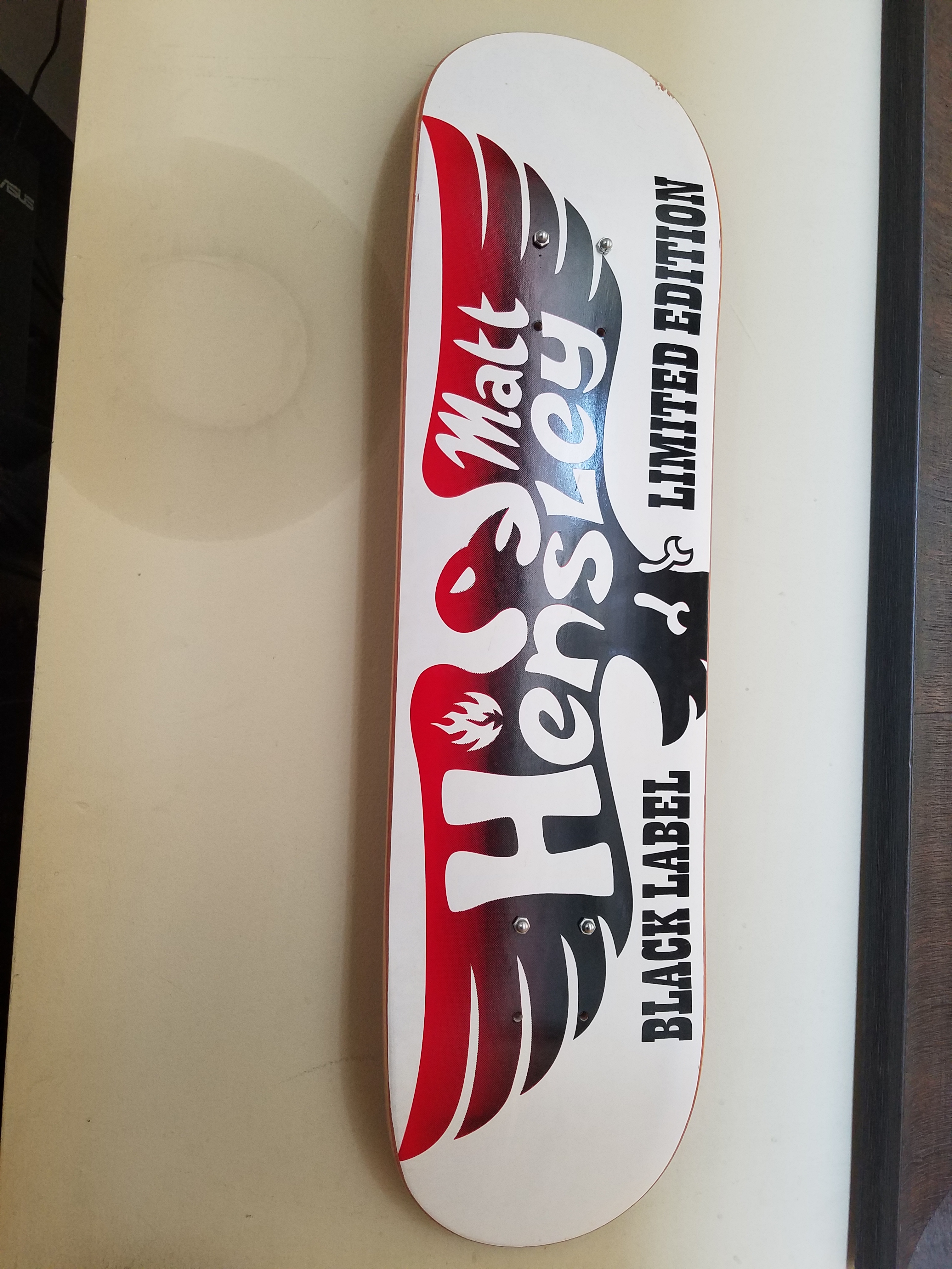 Skateboard Wall Mount - photo 3