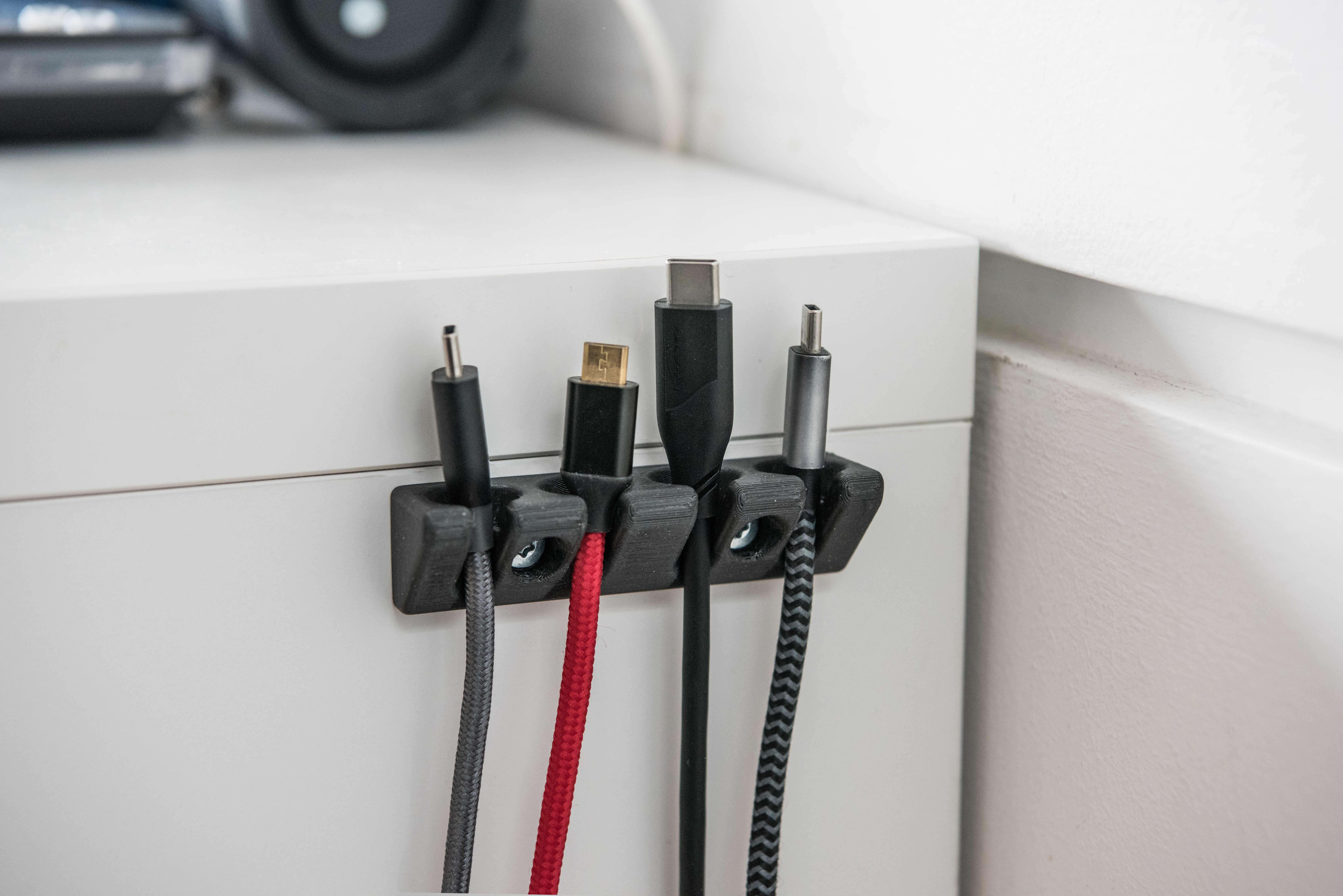 Cable Holder (with screws)