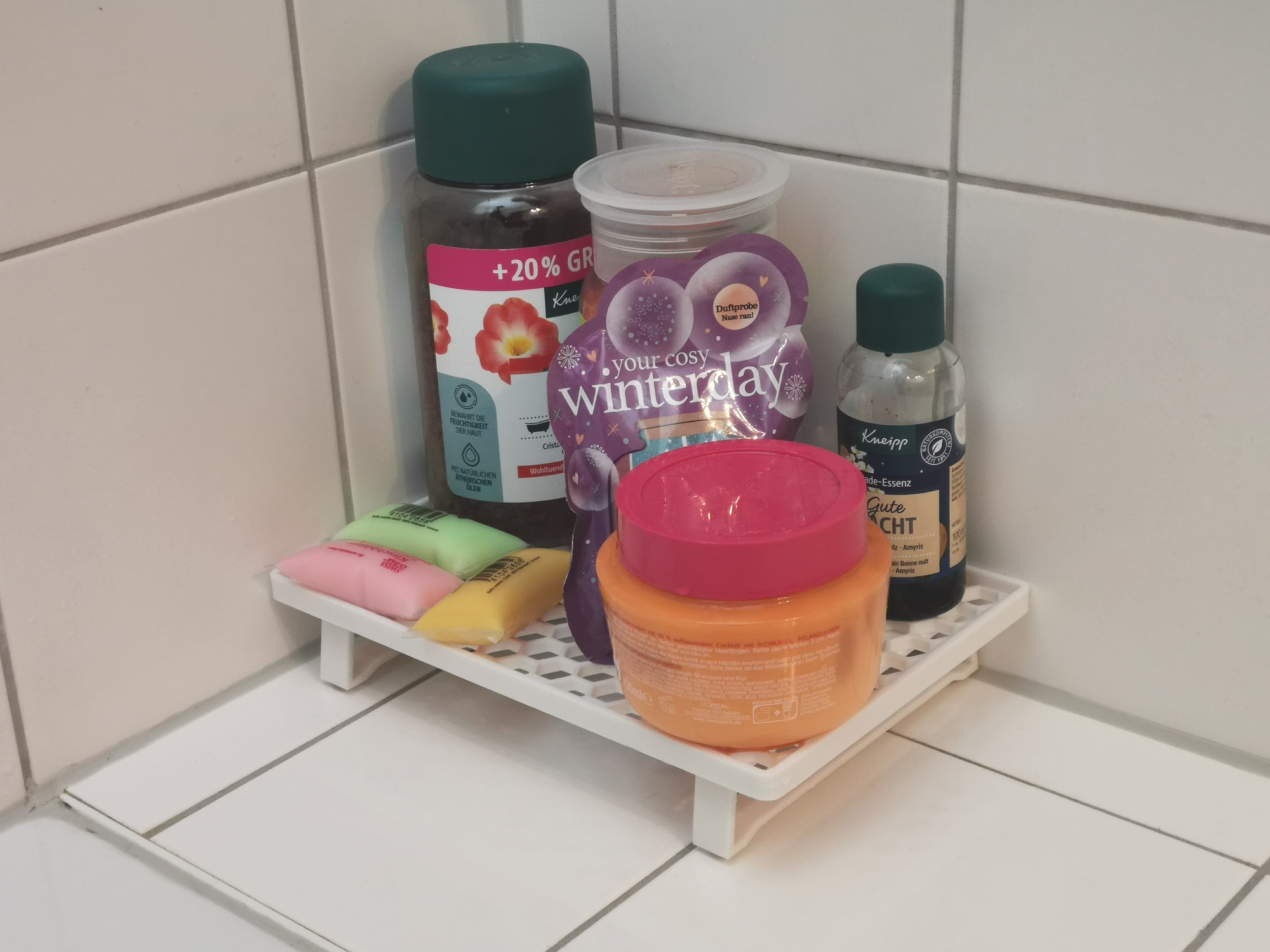 Hex Tray T1 - Bath supplies table/shelf for your bathroom