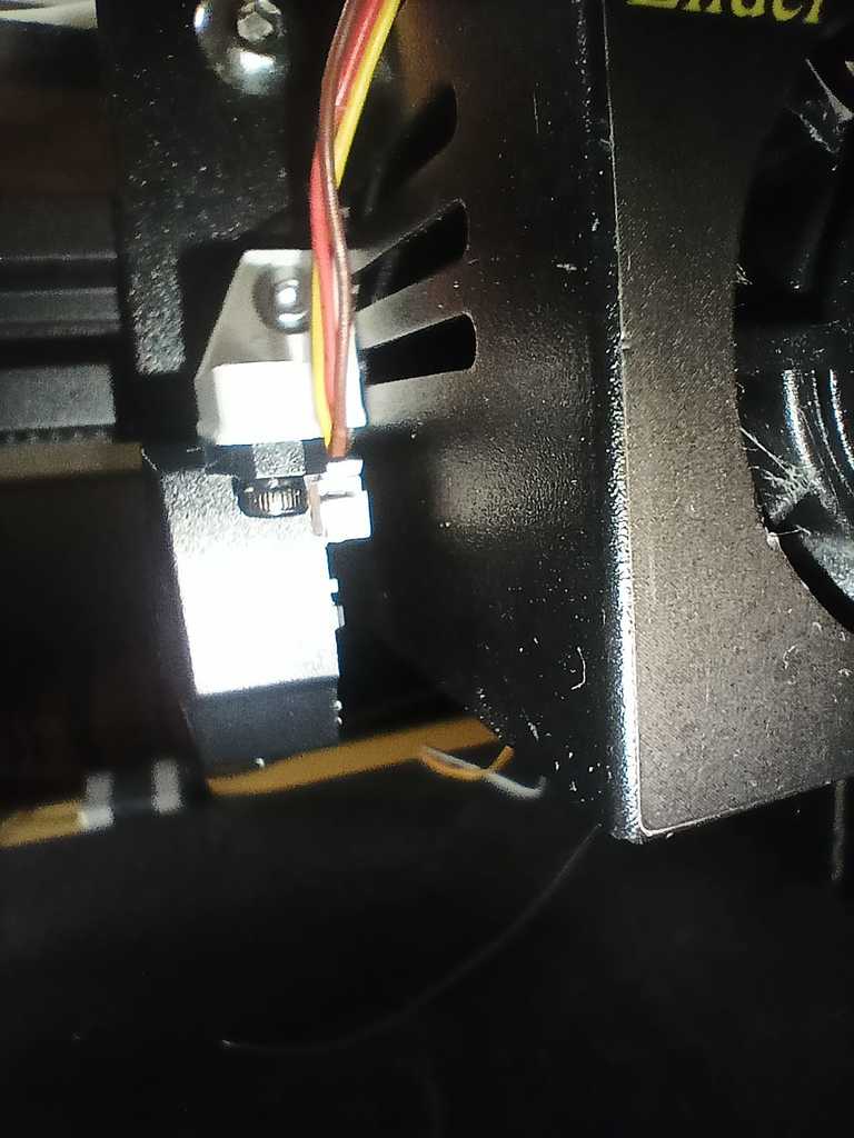 Biqu microprobe ender 3 pro mount - photo 4