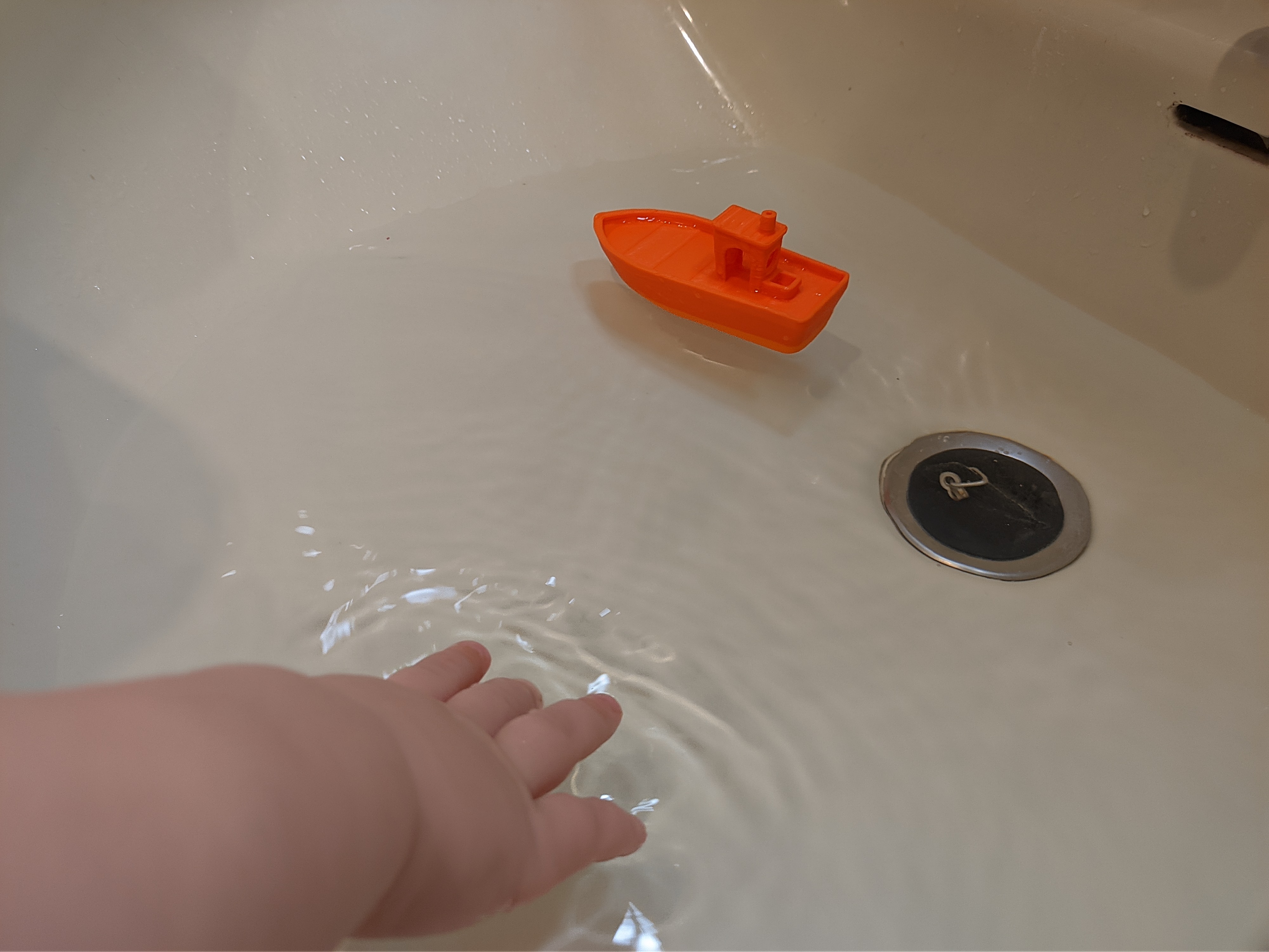 Nicos Benchy Bath Toy Floating! - photo 3