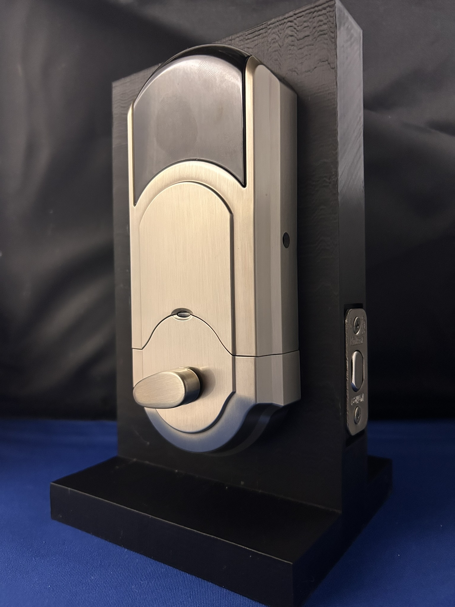 Door lock stand - photo 4