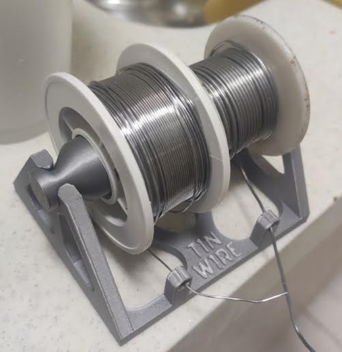 Tin wire shelf(two units)