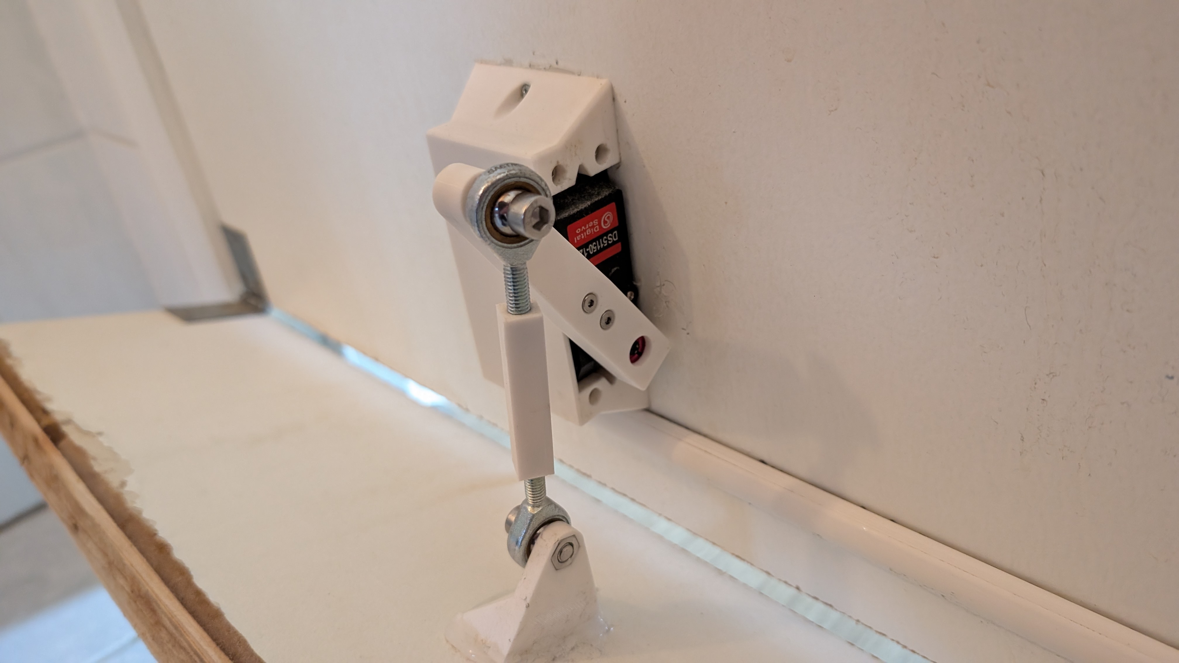 Automatic door for robot vacuum - photo 3