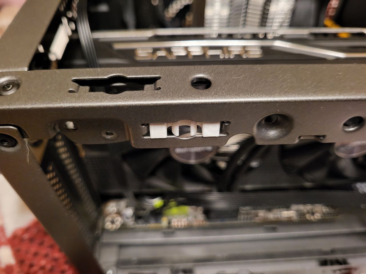 Clip for PC case - photo 2