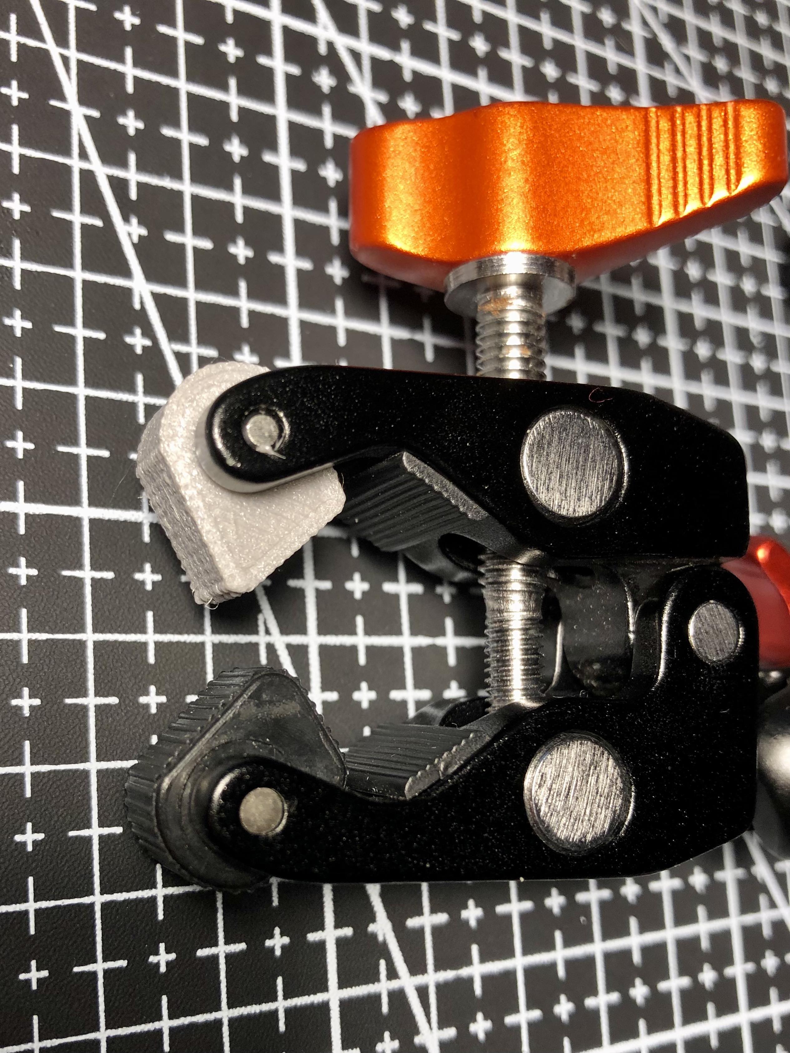 Rotating pad for mini super clamp - photo 2