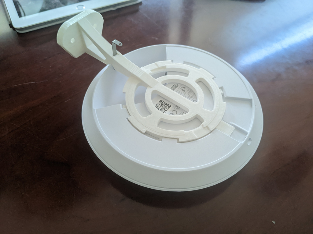 Unifi U6 Lite Horizontal Wall Mount