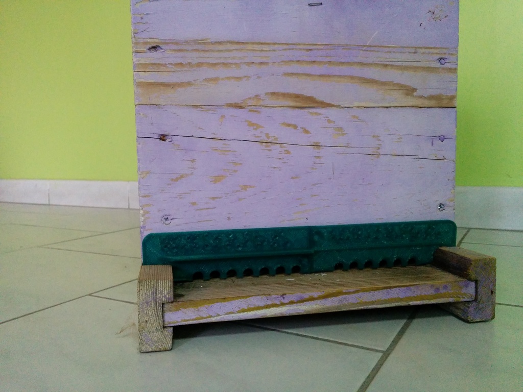 Adaptable Hive Door - photo 4