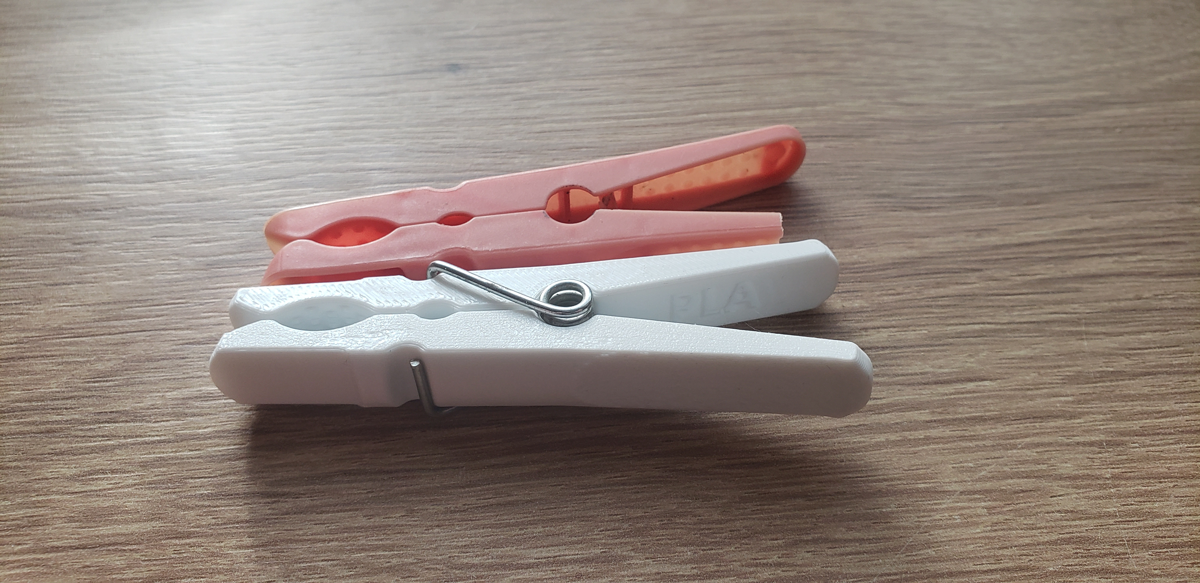 Laundry clip - photo 2