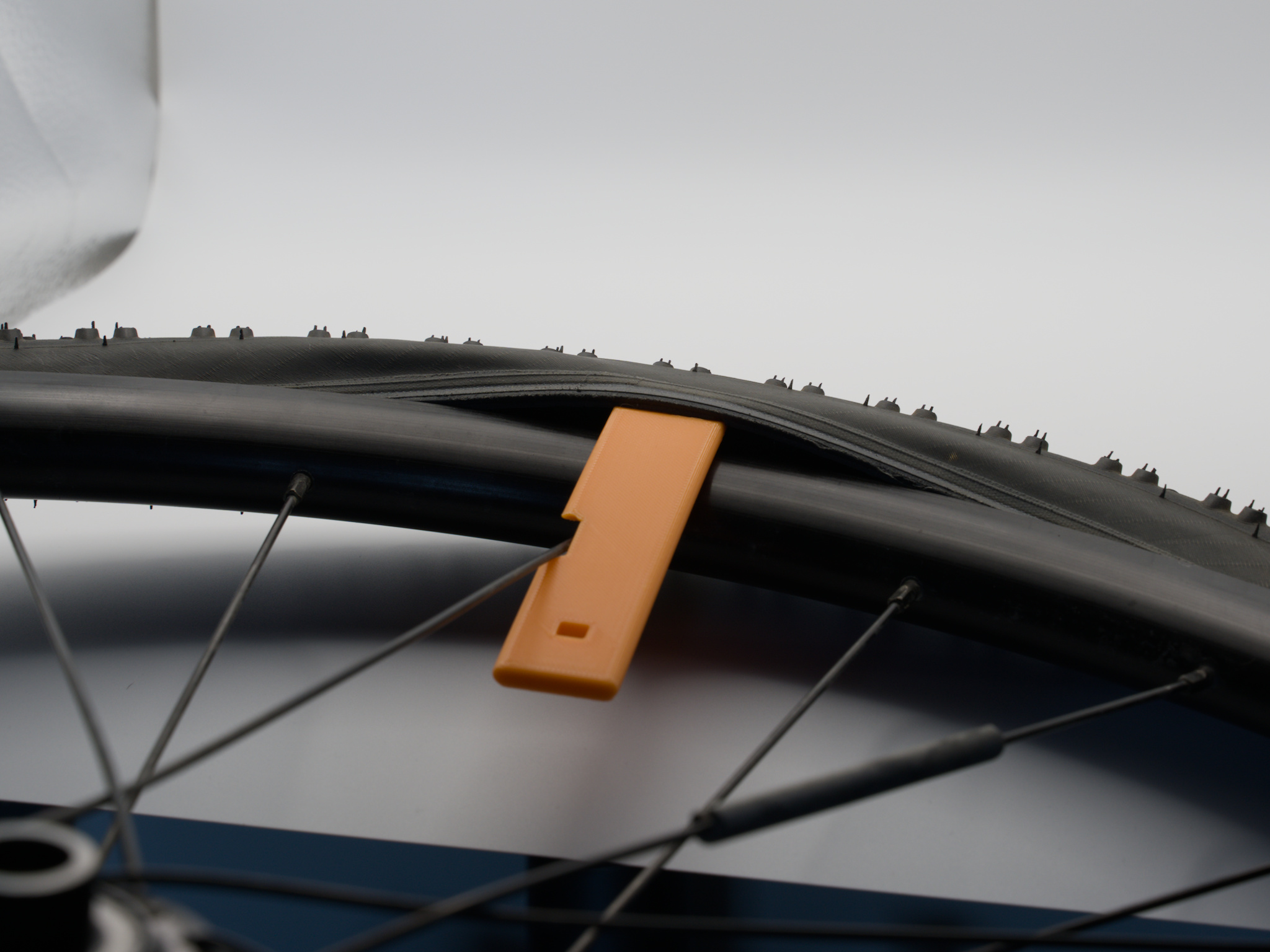 Bicycle Tire Lever with integrated Presta Valve Tool Sclaverand Bike Tyre Tool - photo 2