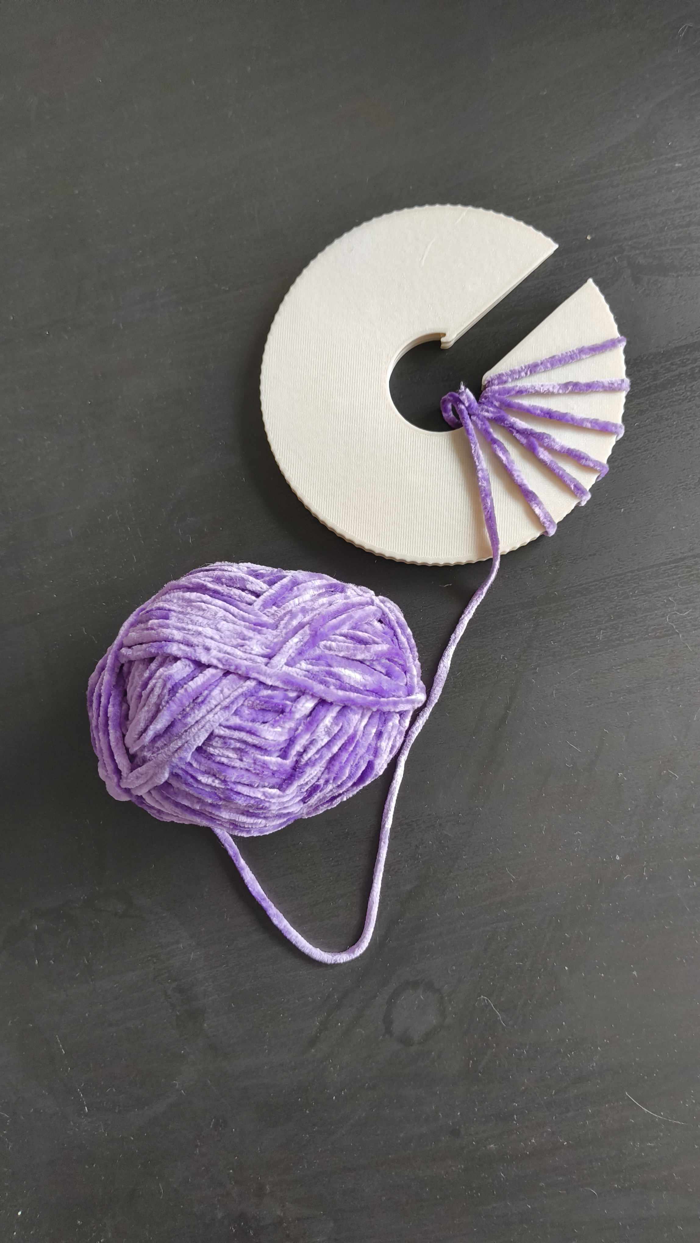 Tool for making pompoms - photo 3