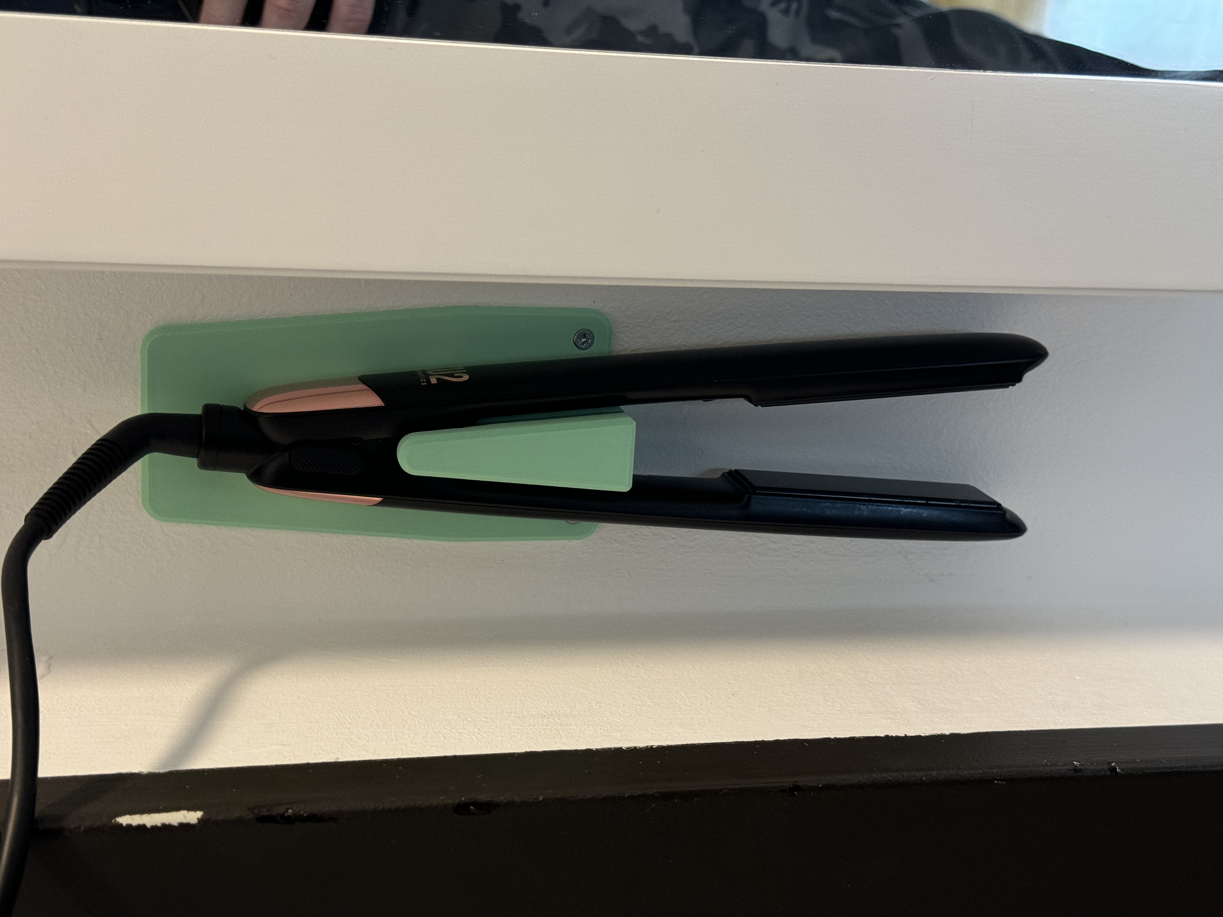 The better hair straightener wall mount - photo 2