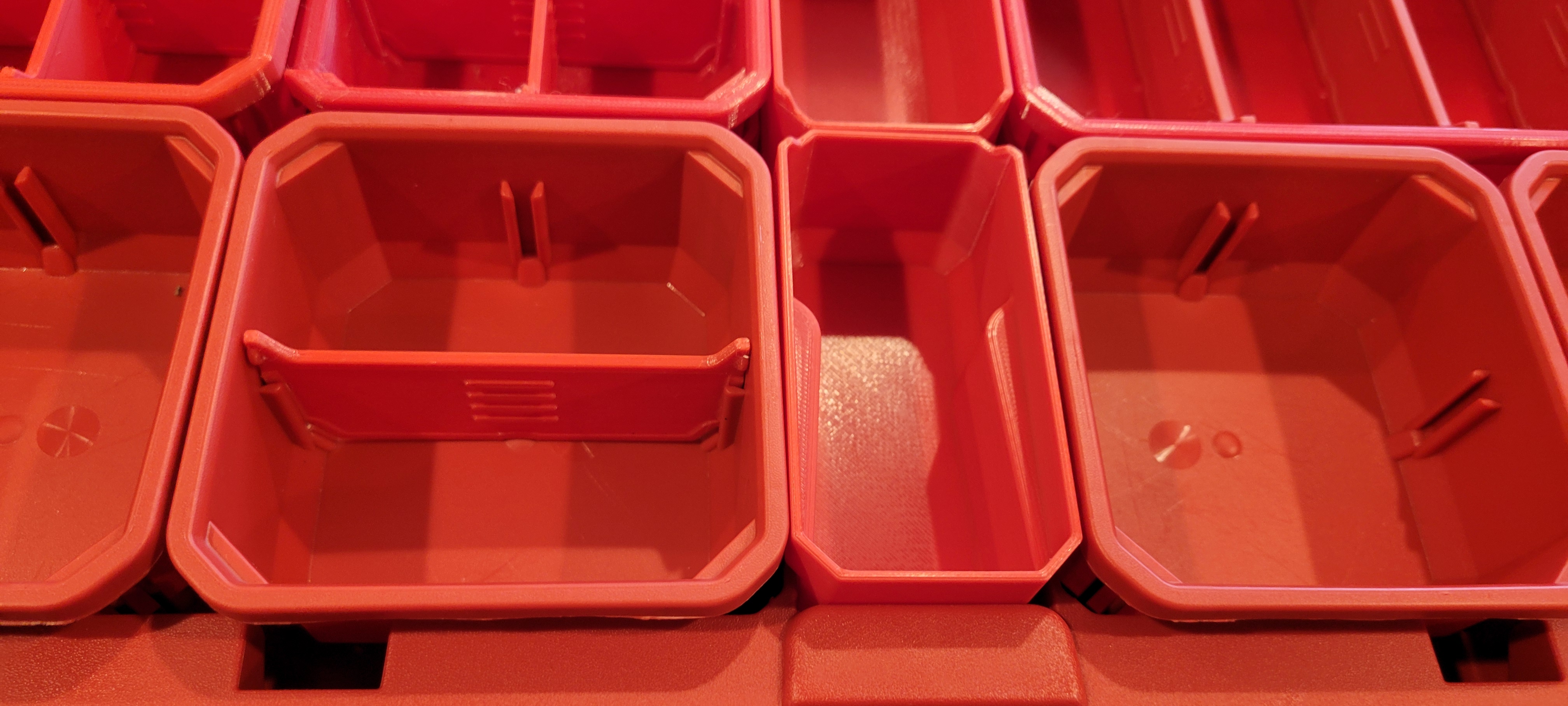 Milwaukee Packout Low Profile Organizer Compatible Center Bins - photo 2