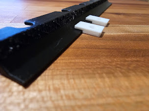 Screw in Clip