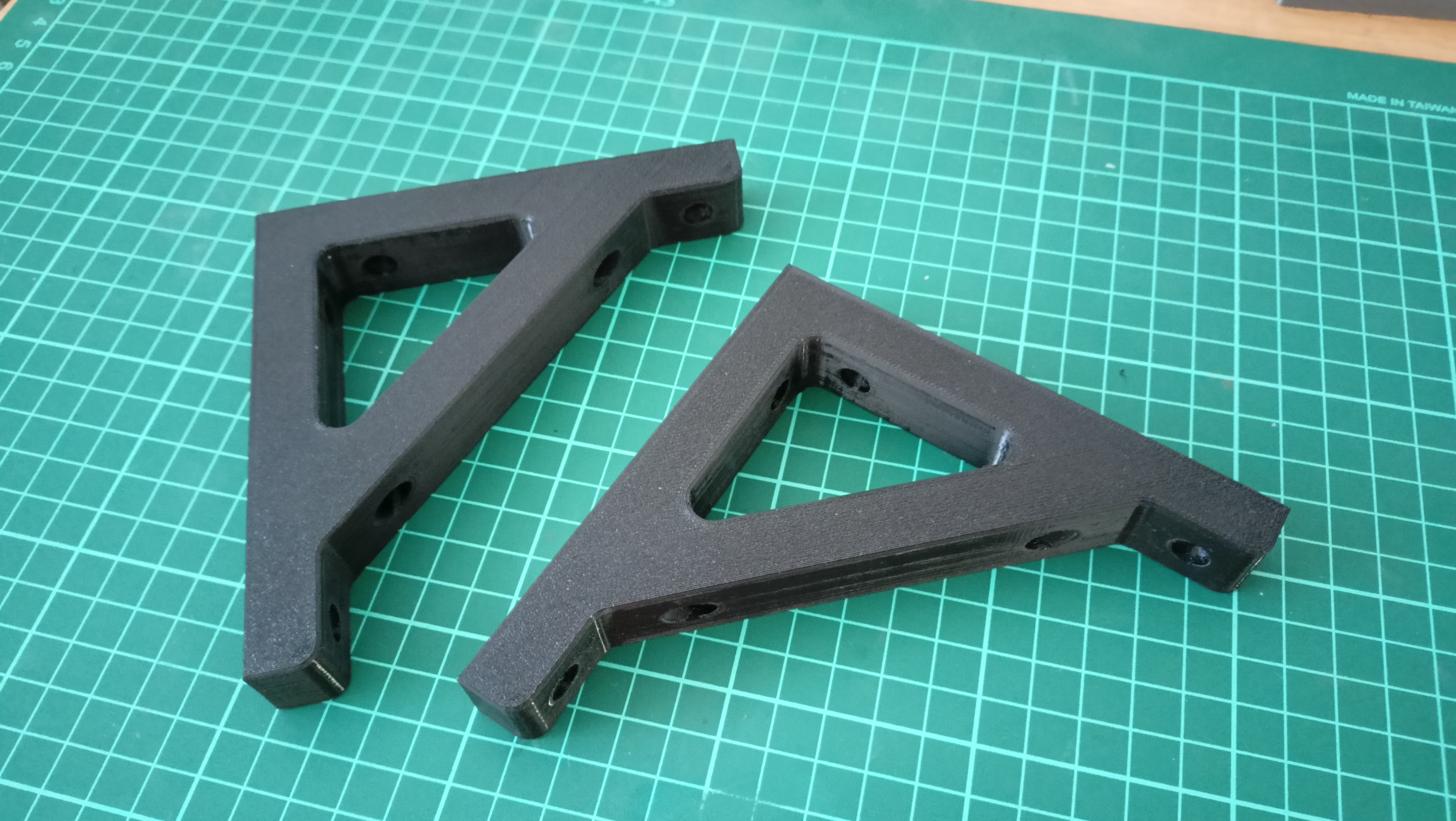 Shelf holder - photo 3