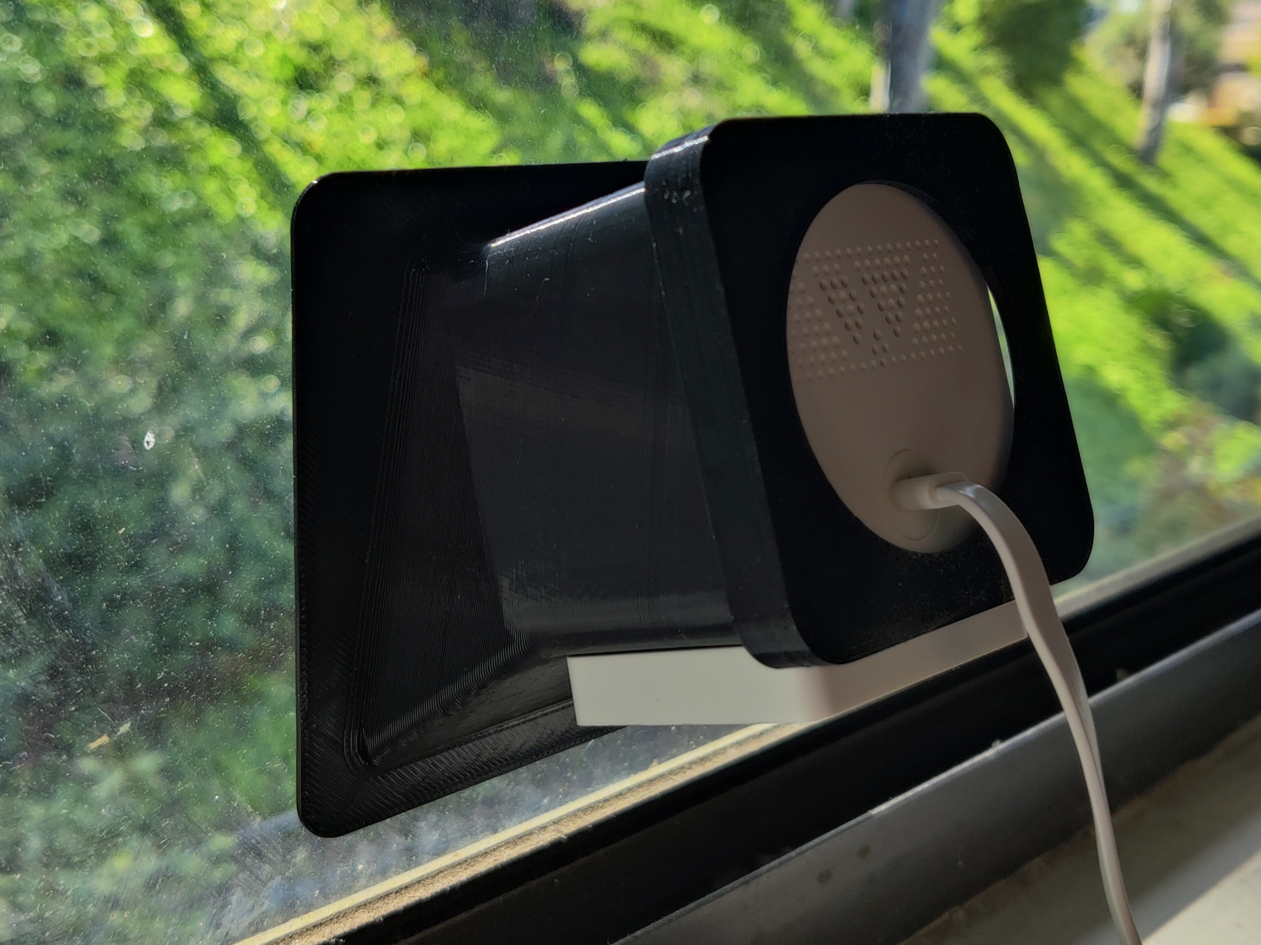 WYZE CAM (V3+) 20° & 45° Window Mount - photo 2