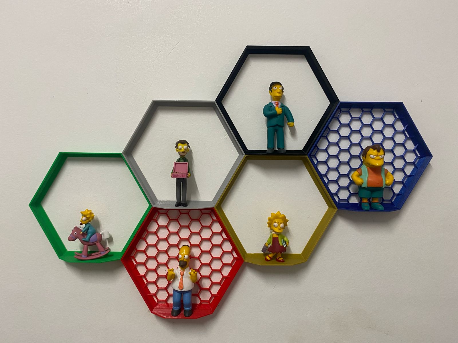 Hexagonal shelf