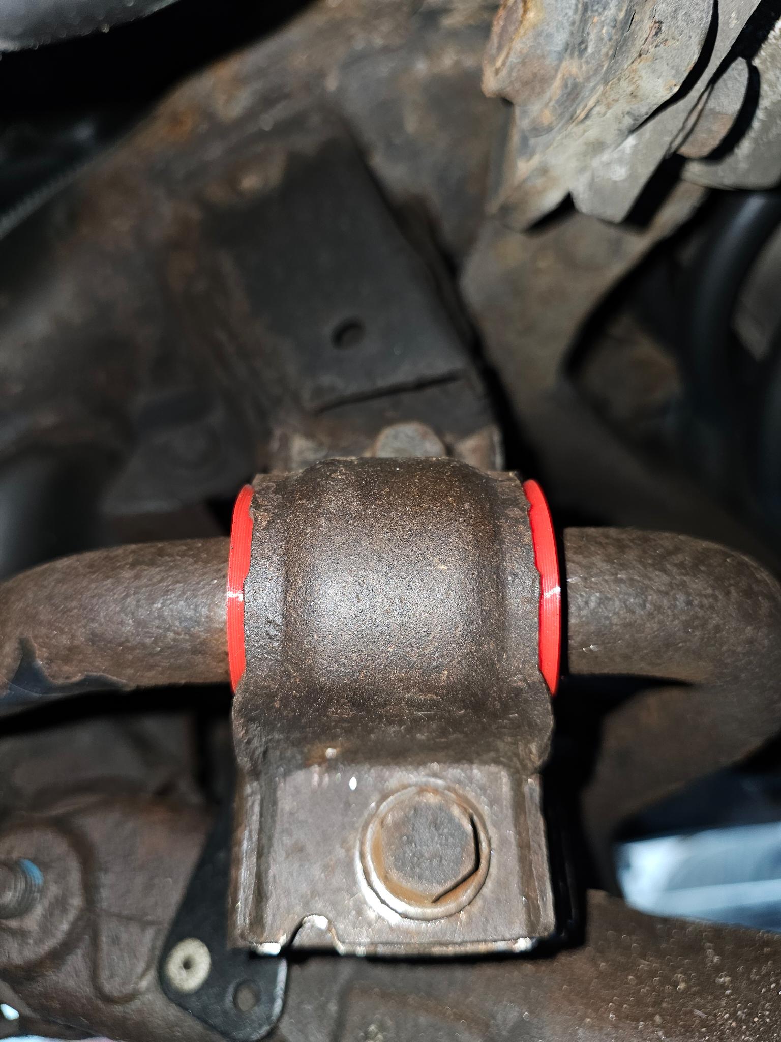 VOLVO XC90 REAR SWAY BAR BUSHING (1ST GENERATION) - photo 2