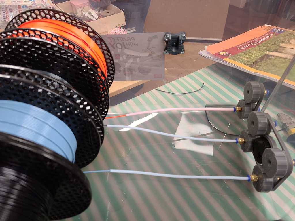 Dry Filament Storage/cleaning box for 8 Filament spools - photo 2
