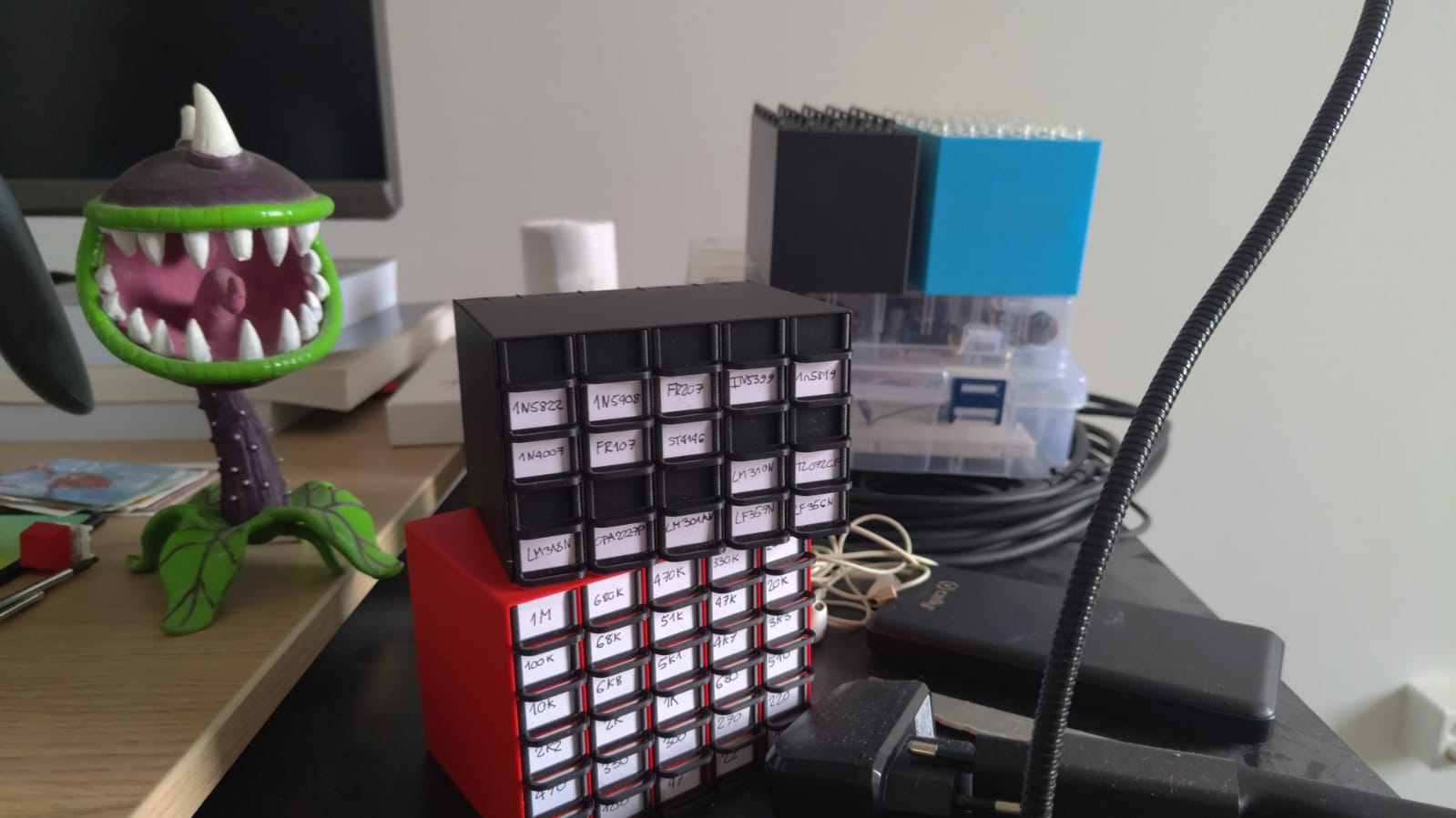 Resistor Storage