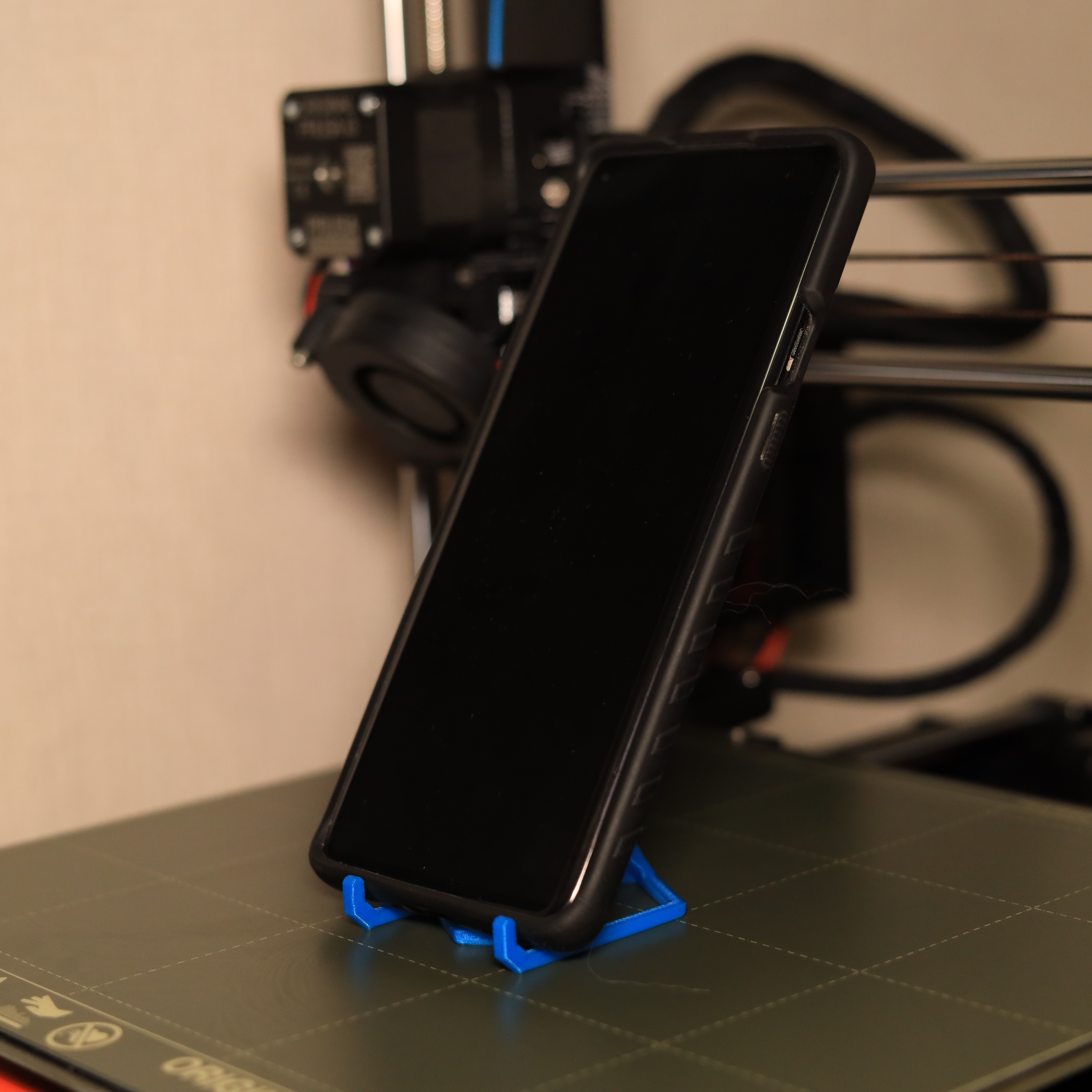 A Phone Stand in 21 Minutes (Hexagon Edition) - photo 2