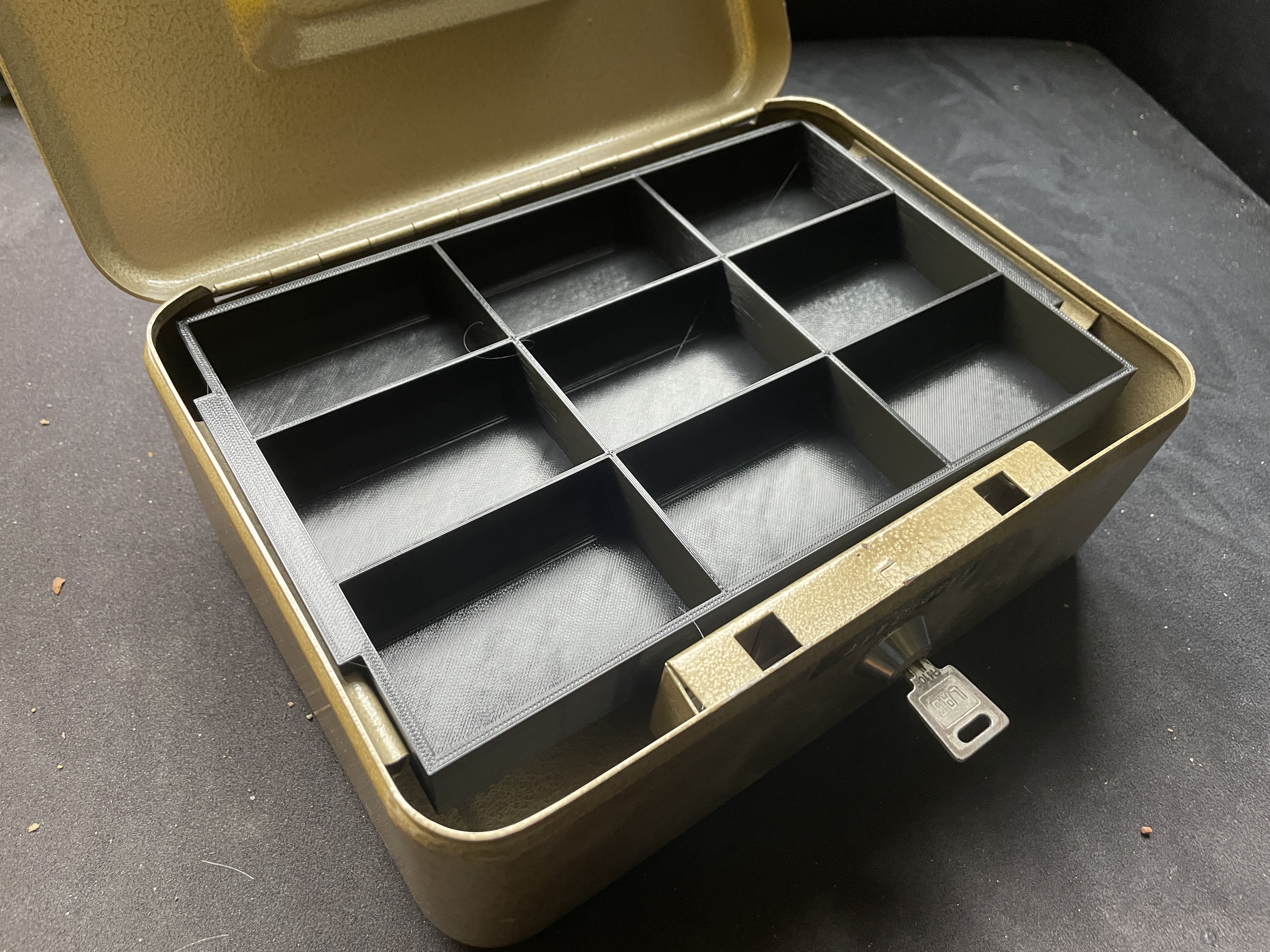 Money inlay tray