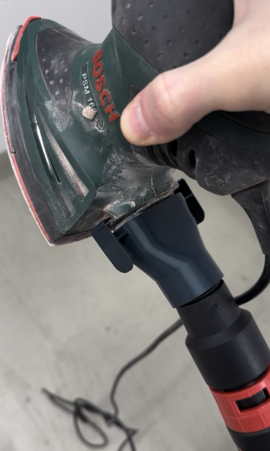 Vacuum adapter for the BOSCH PSM 160A Sander