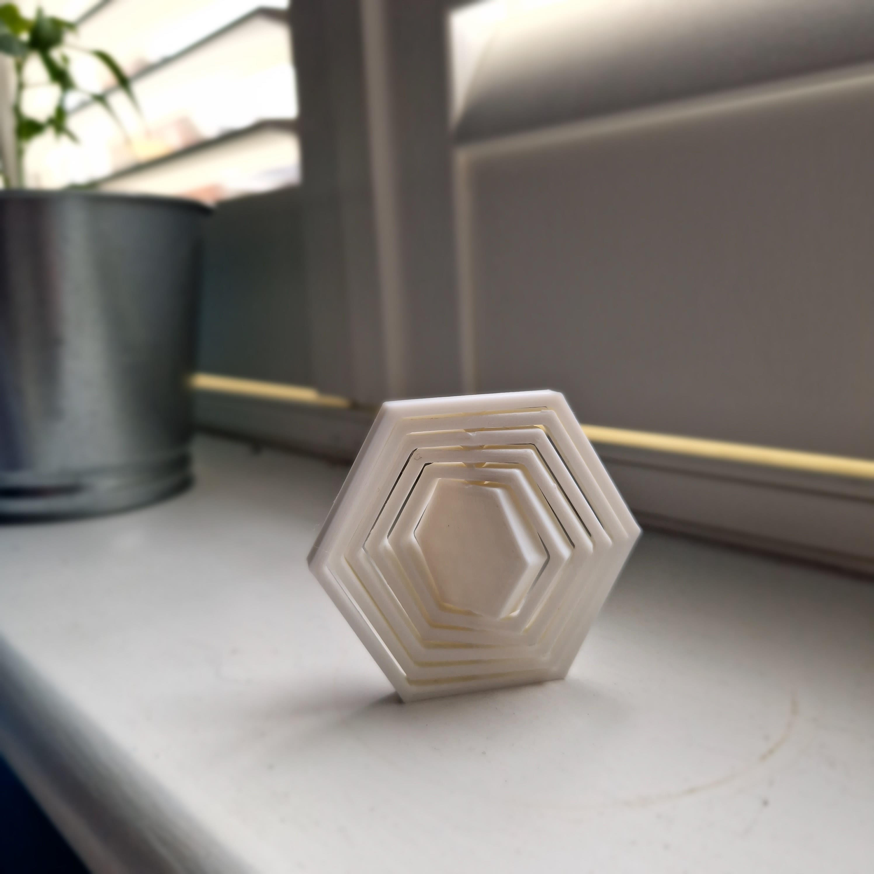 HexaFidget - Rotating Hexagon Fidget Toy - photo 3
