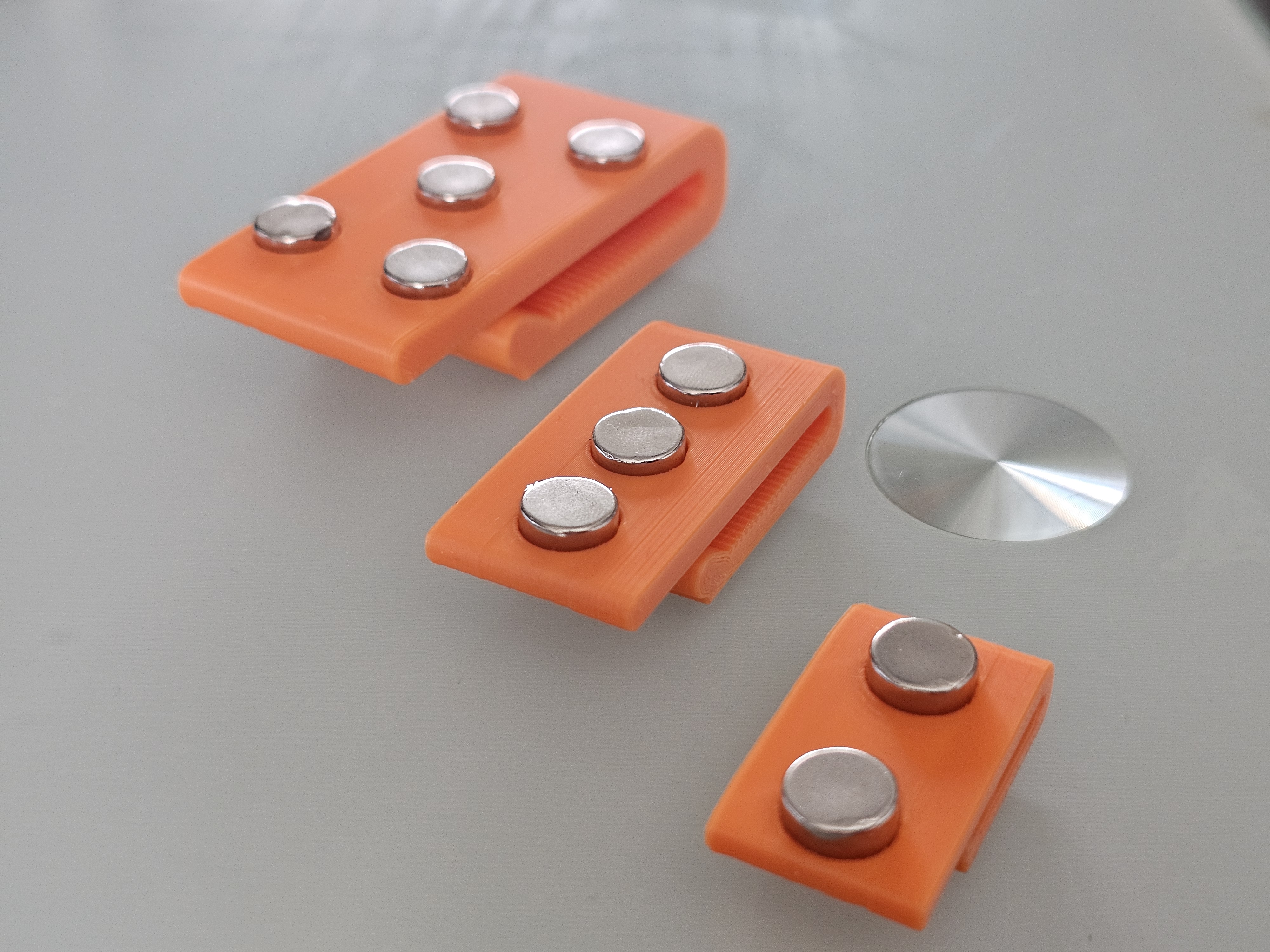 Universal Magnetic Backpack Clip - photo 4