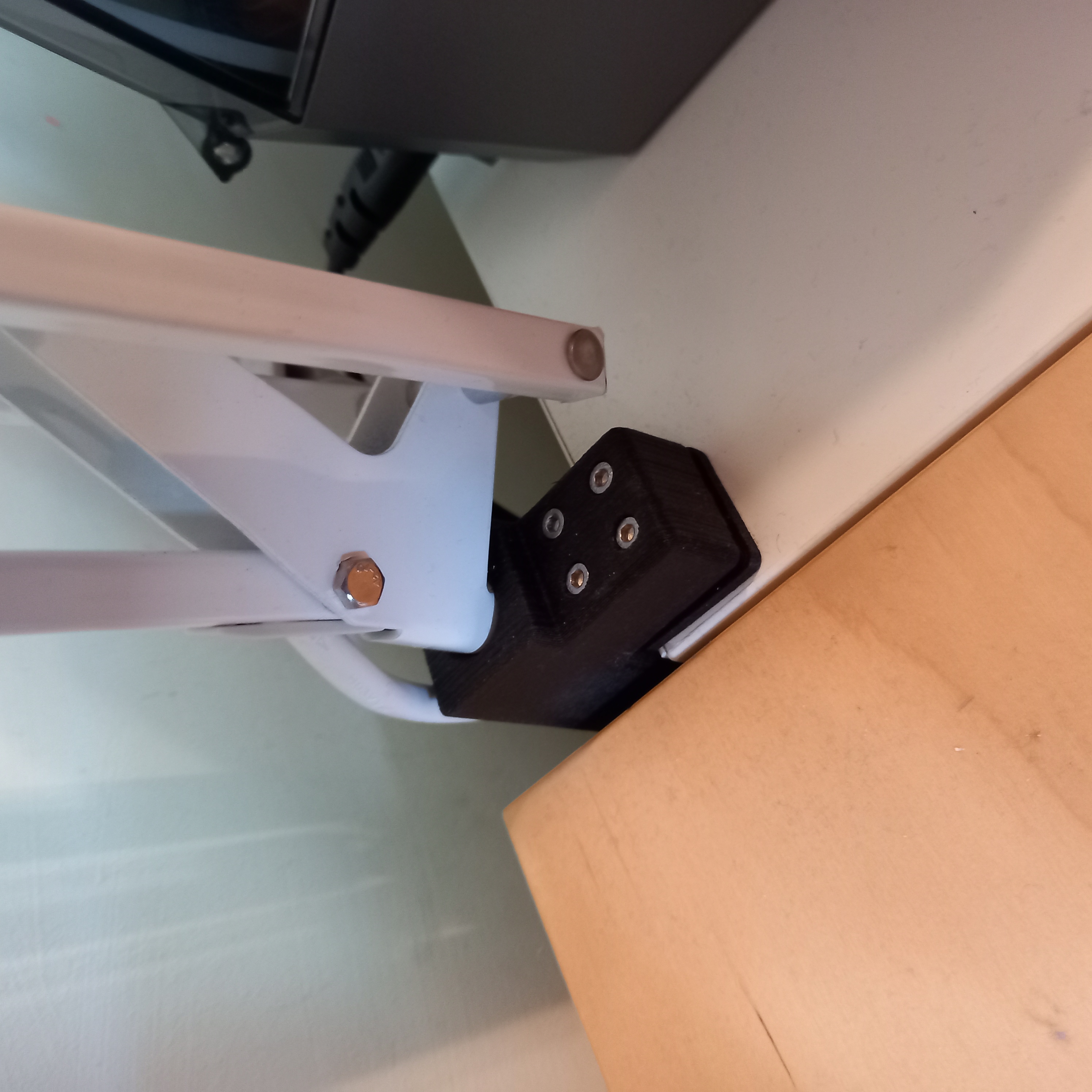 Swing Arm Lamp Clamp