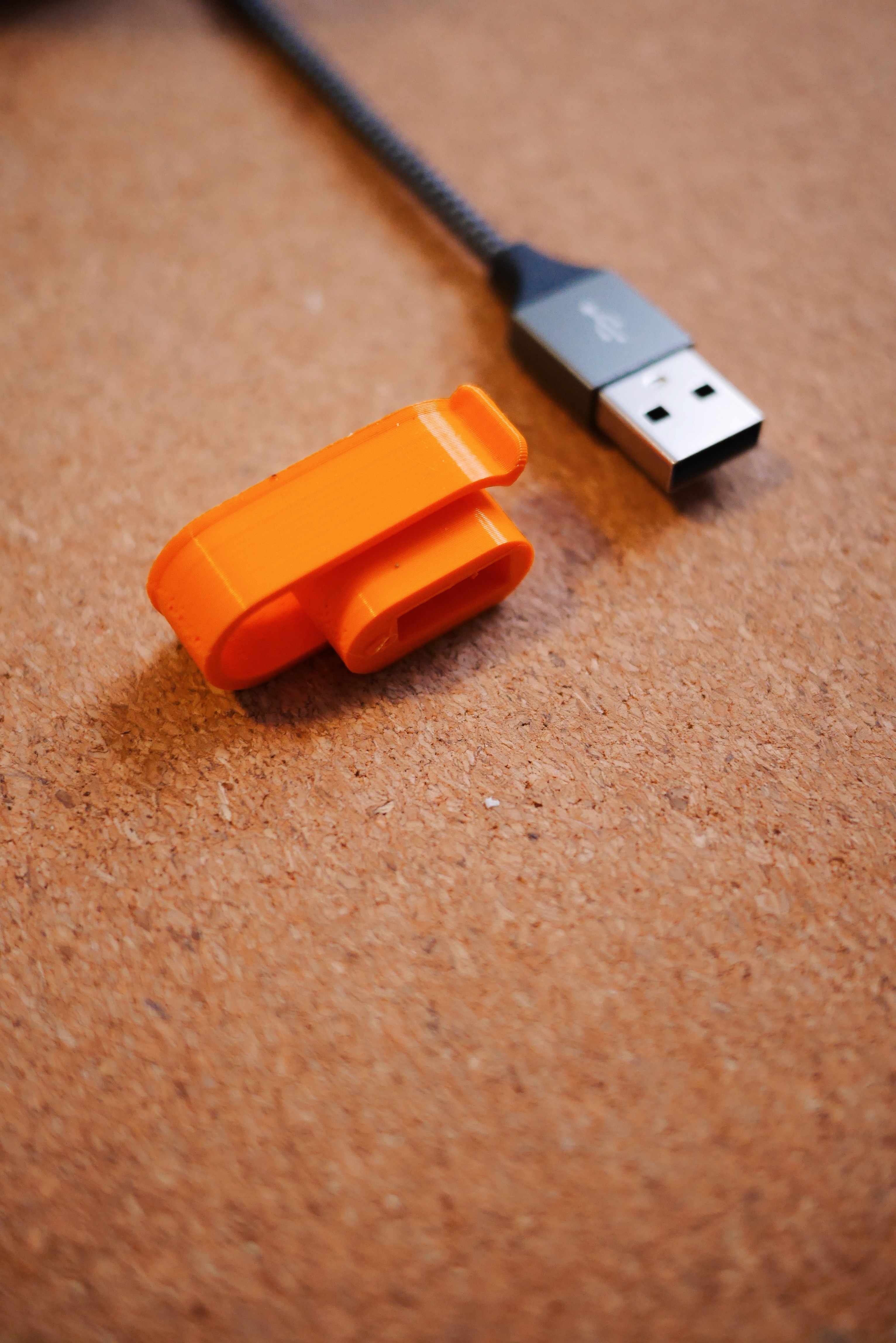 USB A, CABLE HOLDER, CABLE CLIP, CABLE MANAGEMENT, STORAGE - photo 4