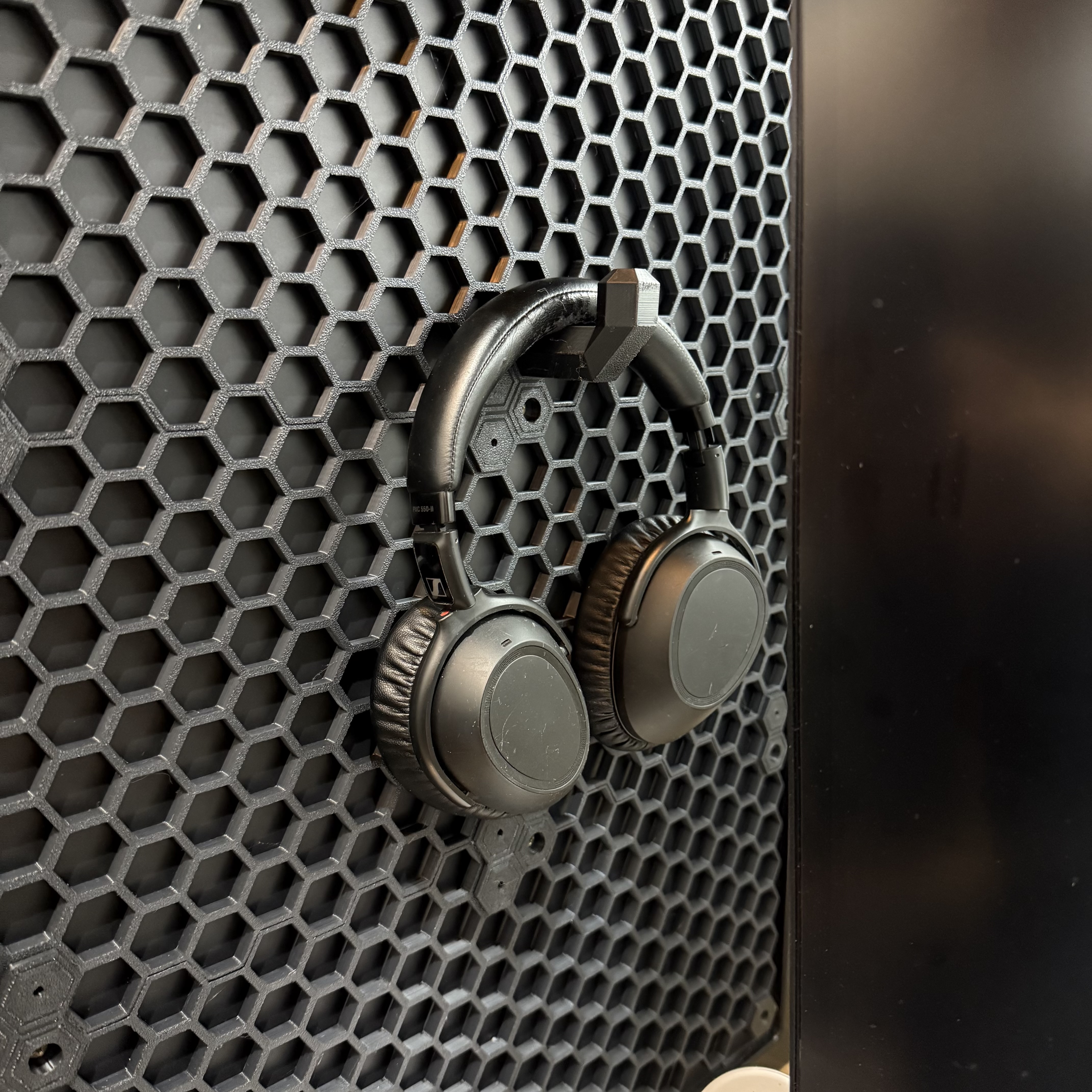 Hook for Honeycomb Storage wall, ideally to headset - photo 2