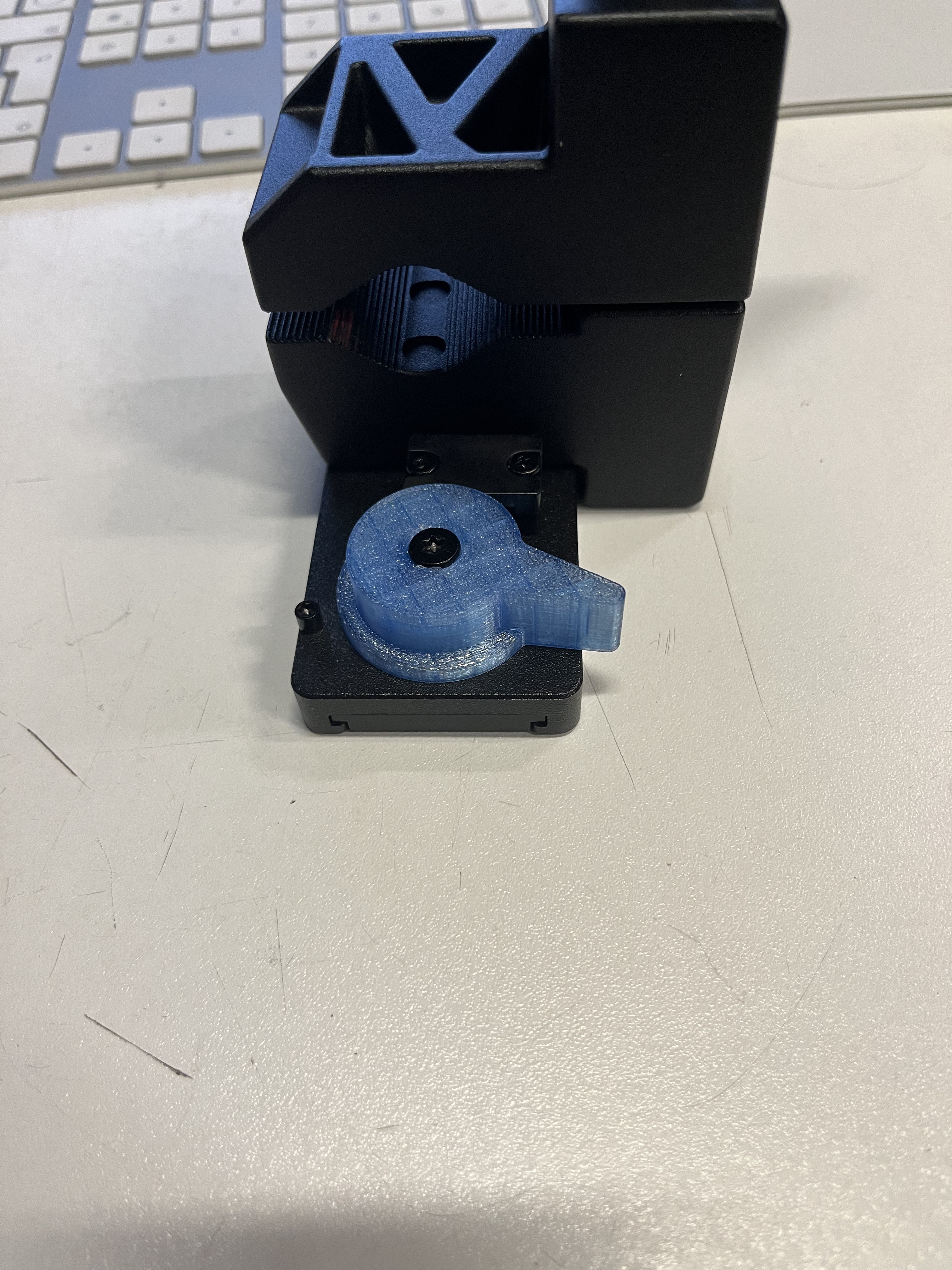 Aputure quick release clamp Lever