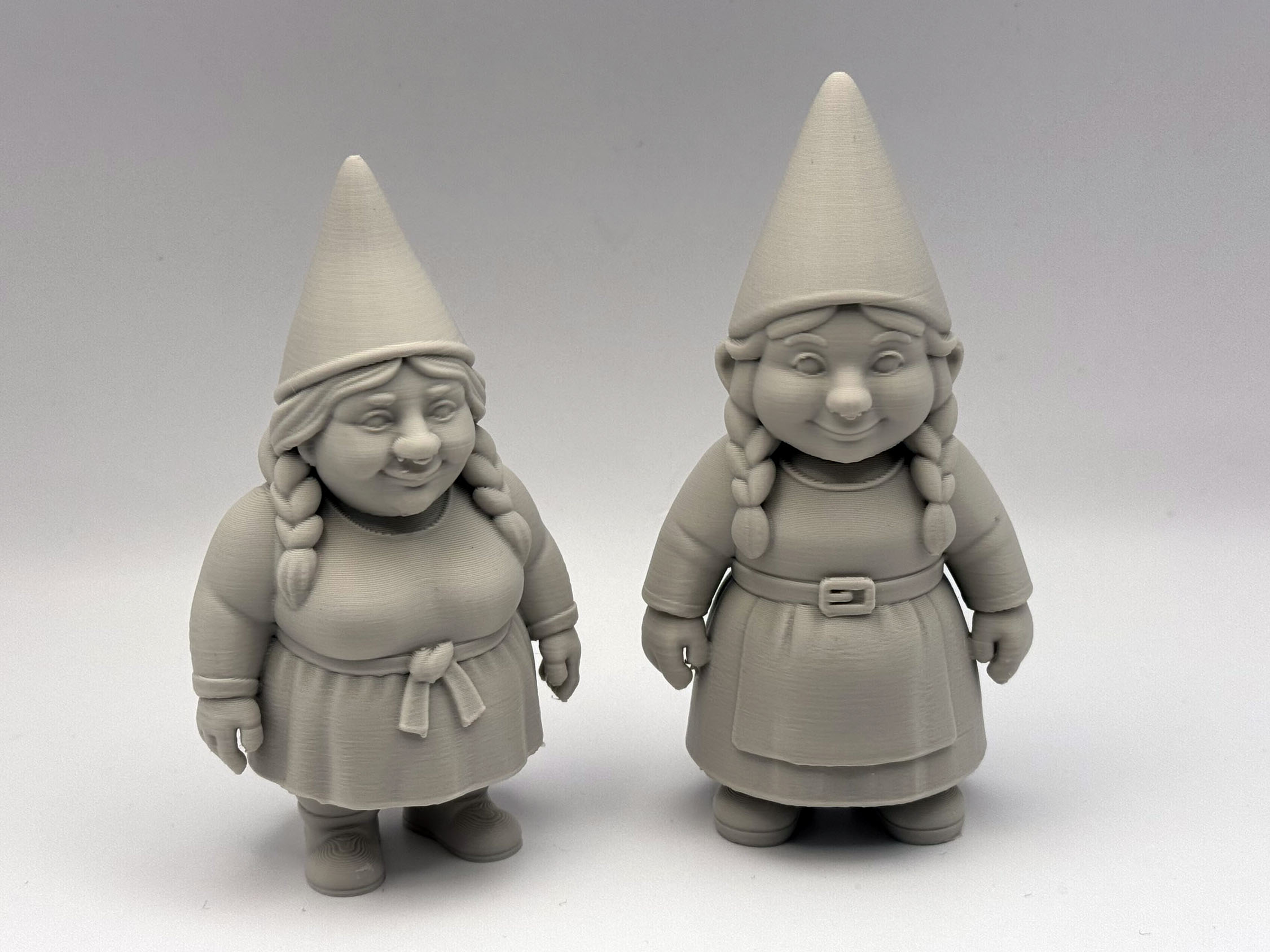 Two Female Garden Gnomes - photo 4