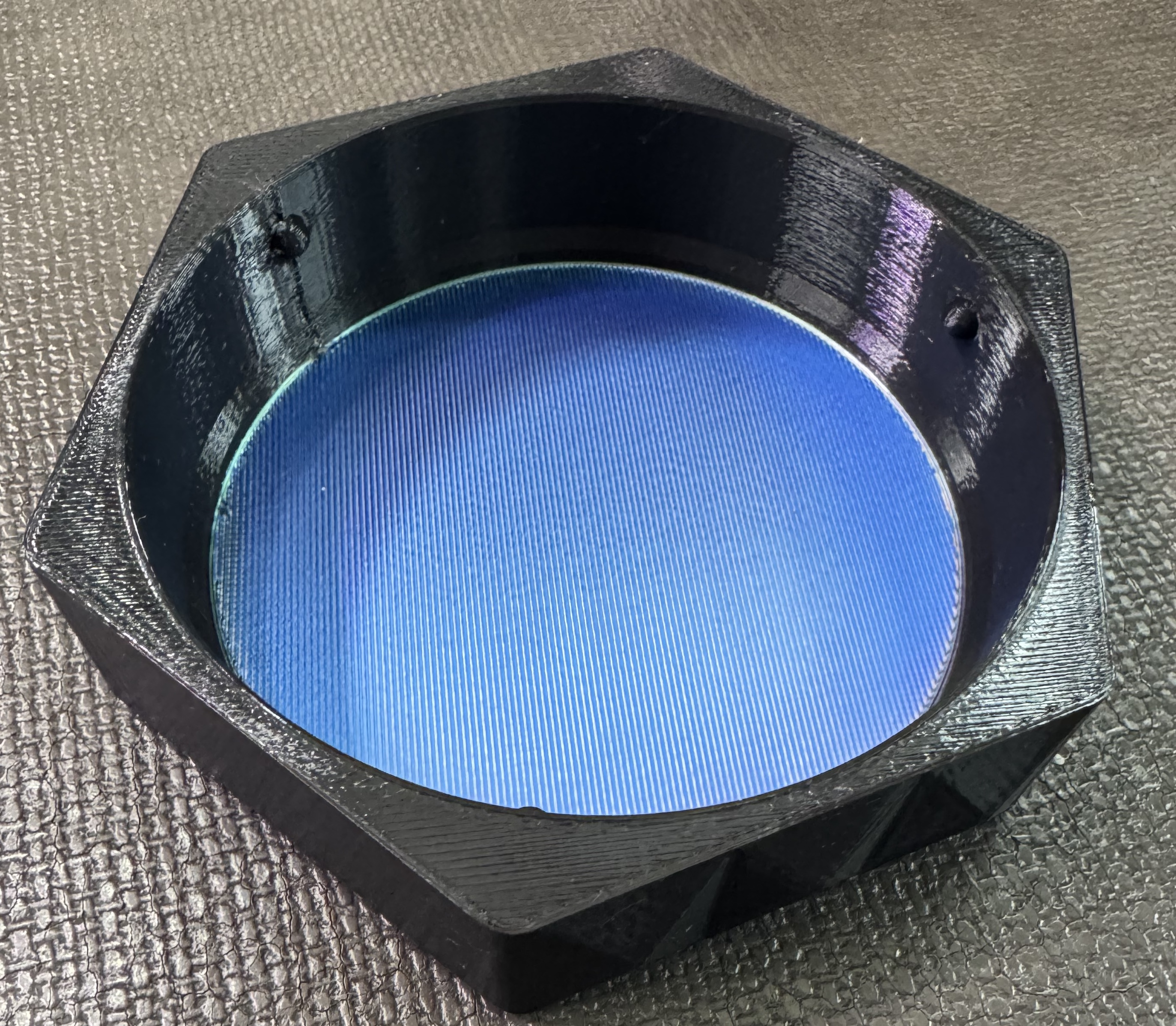 Blank Top Twist-lock Dice Box & Rolling Tray - photo 2