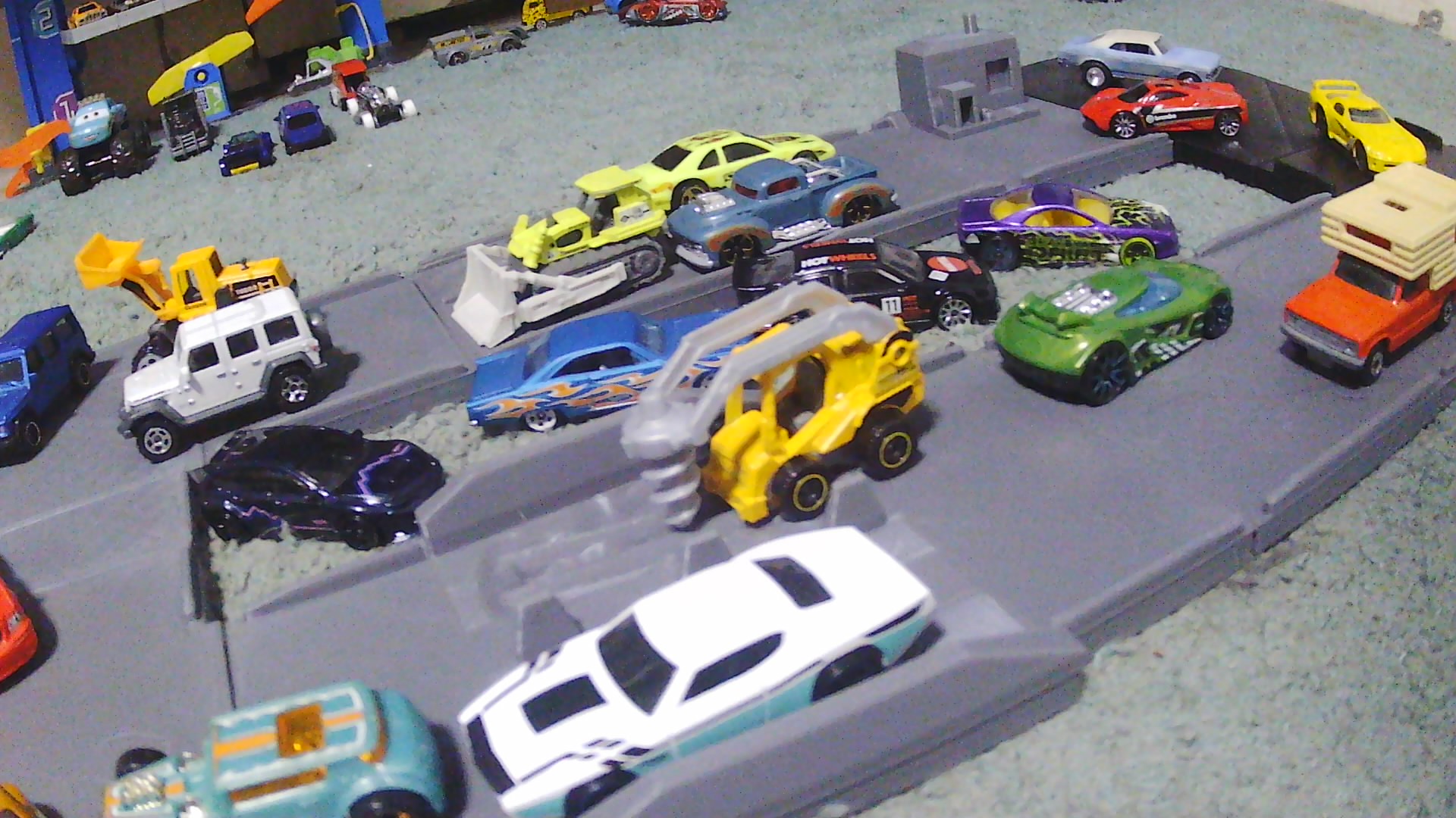 Custom City Track with Parking Garage and More for Toy Cars and Trains - photo 4