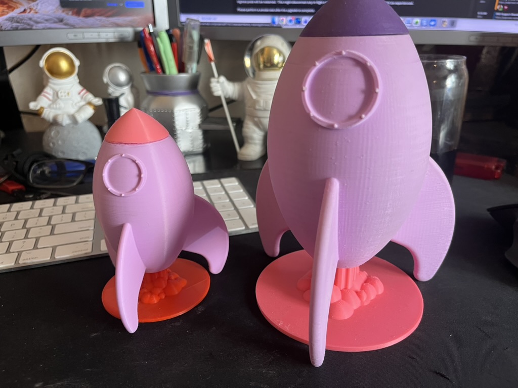 Retro Rocket Desk Display (No Supports, 4-Part Print) - photo 2