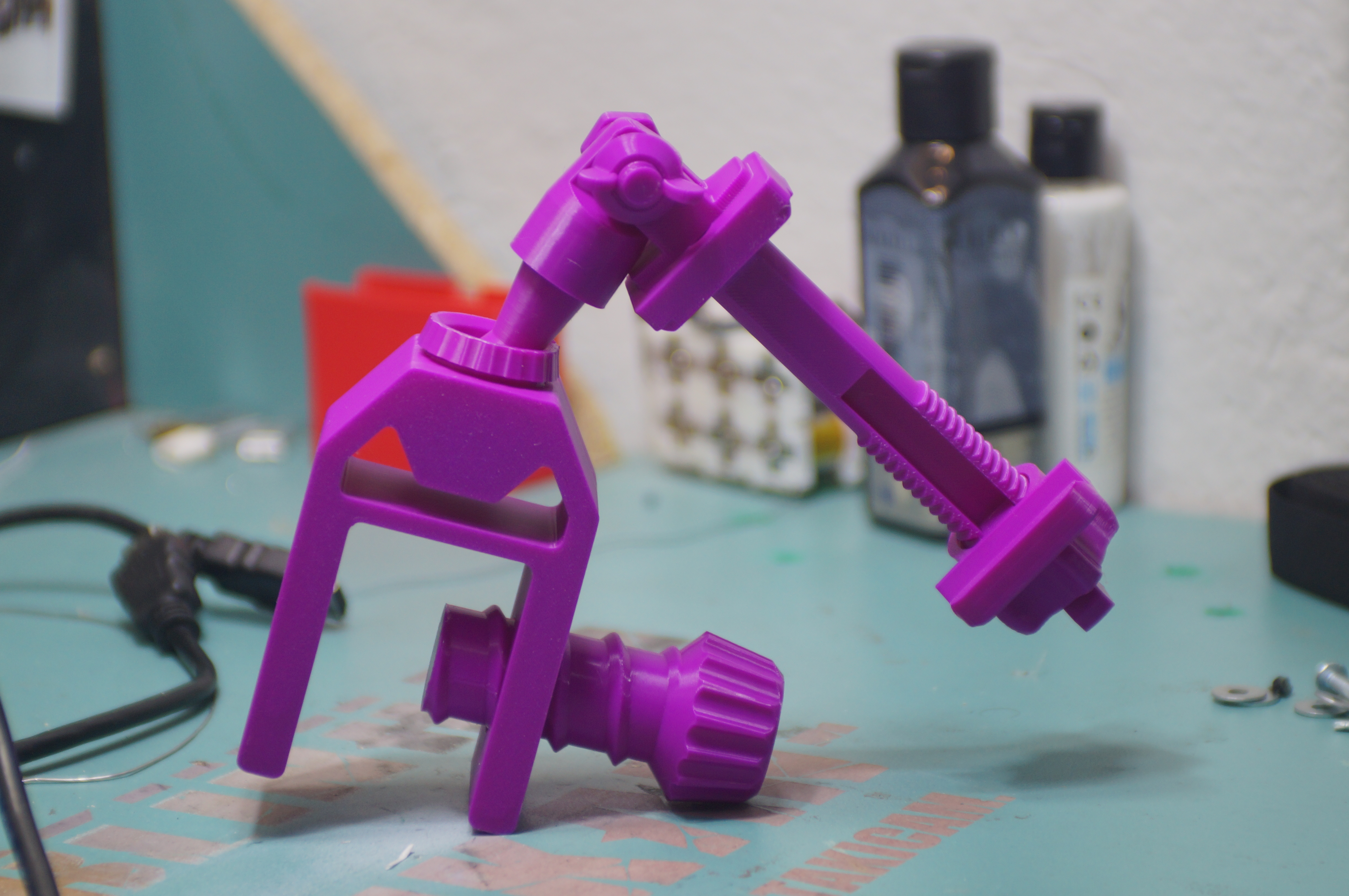Shelf / Table Clamp Phone Stand / Holder (Masaya Geçirmeli Telefon Tutucu) - photo 2