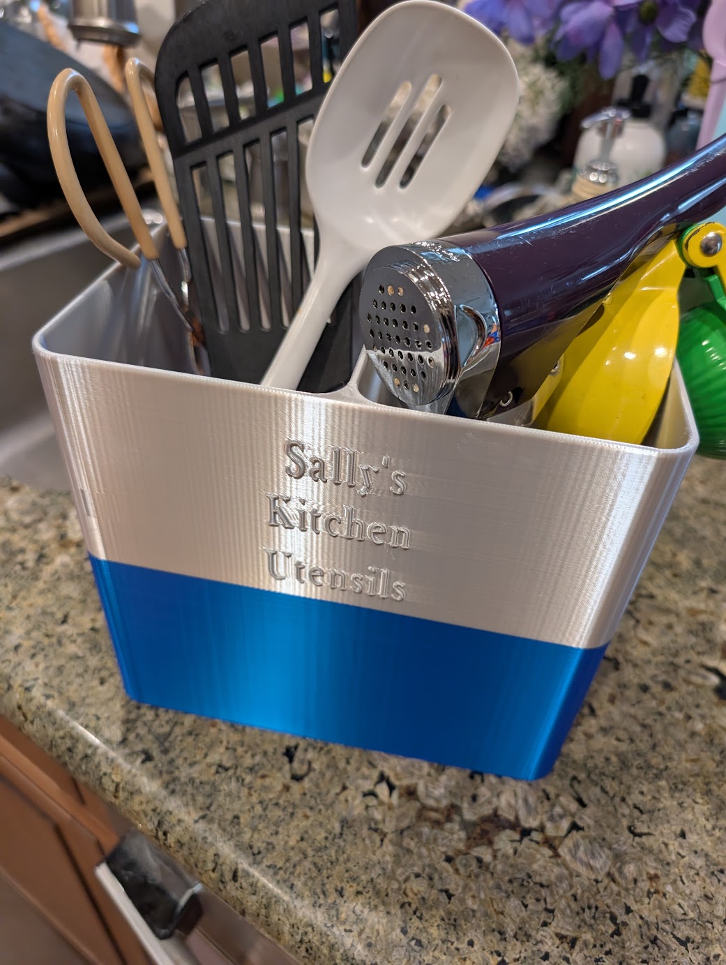 Kitchen utensil holder