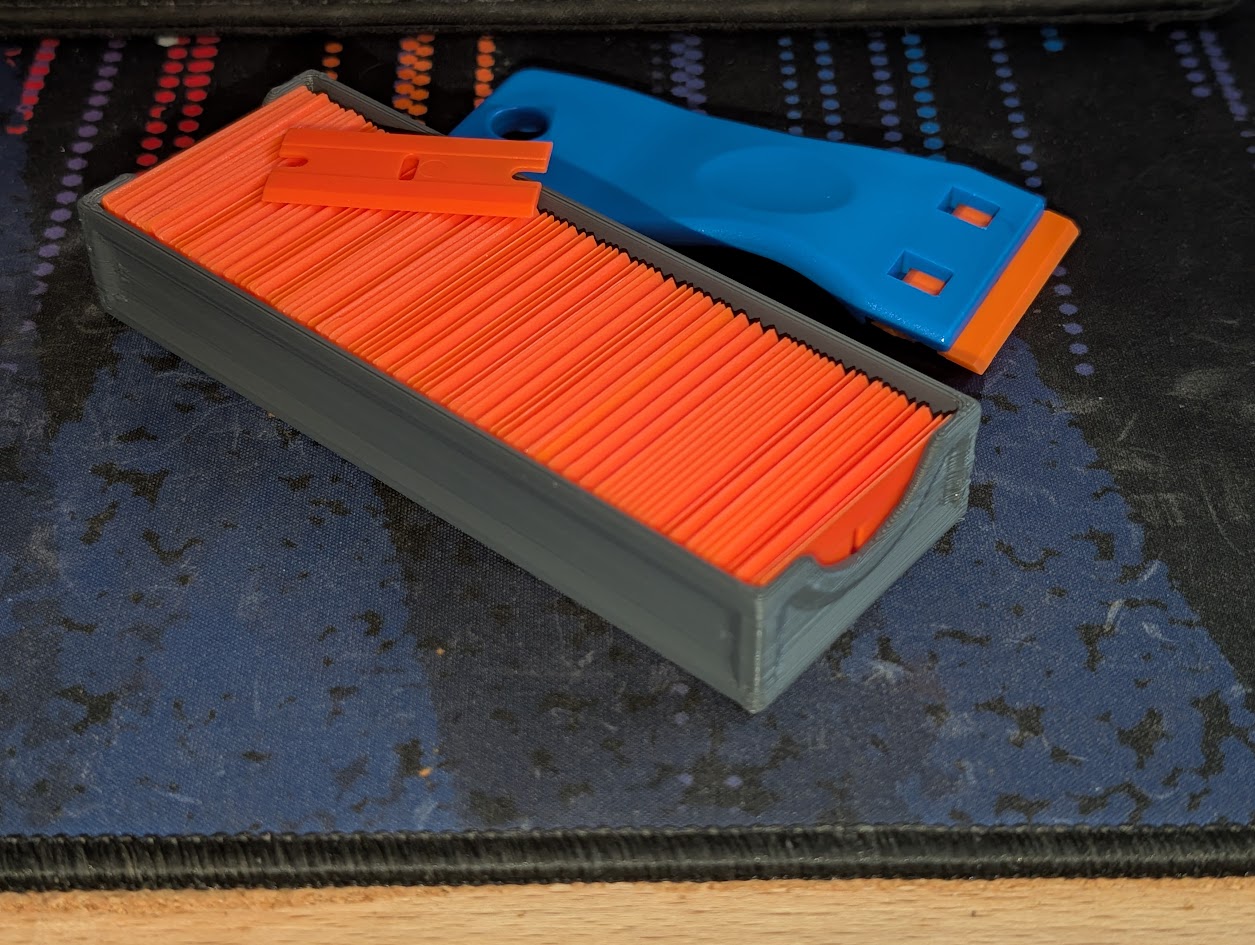 Plastic razor storage parametric