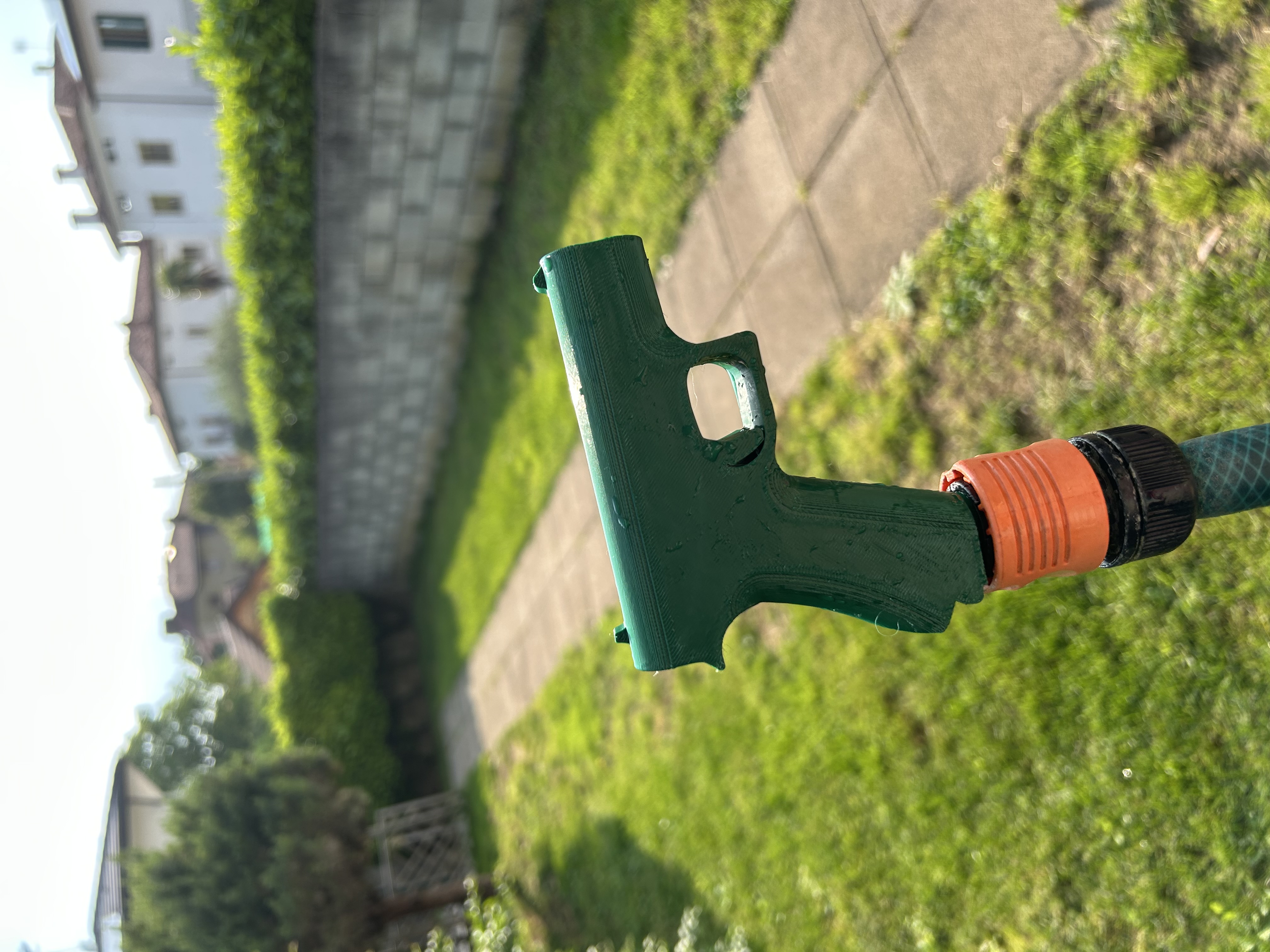 Garden hose gun